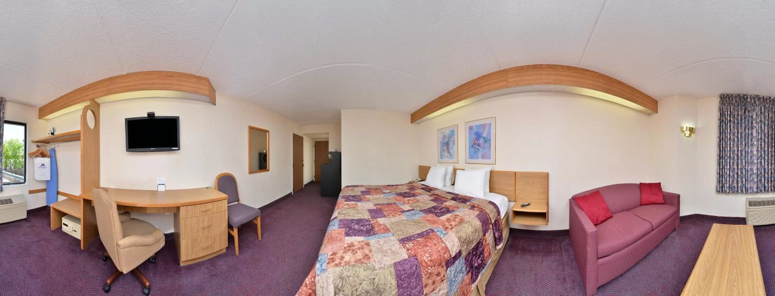 Pets, Bed in America's Best Value Inn & Suites, Atlanta - Morrow