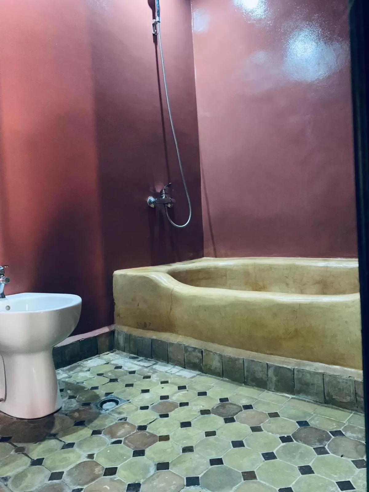 Bathroom in Hotel Restaurant La Kasbah