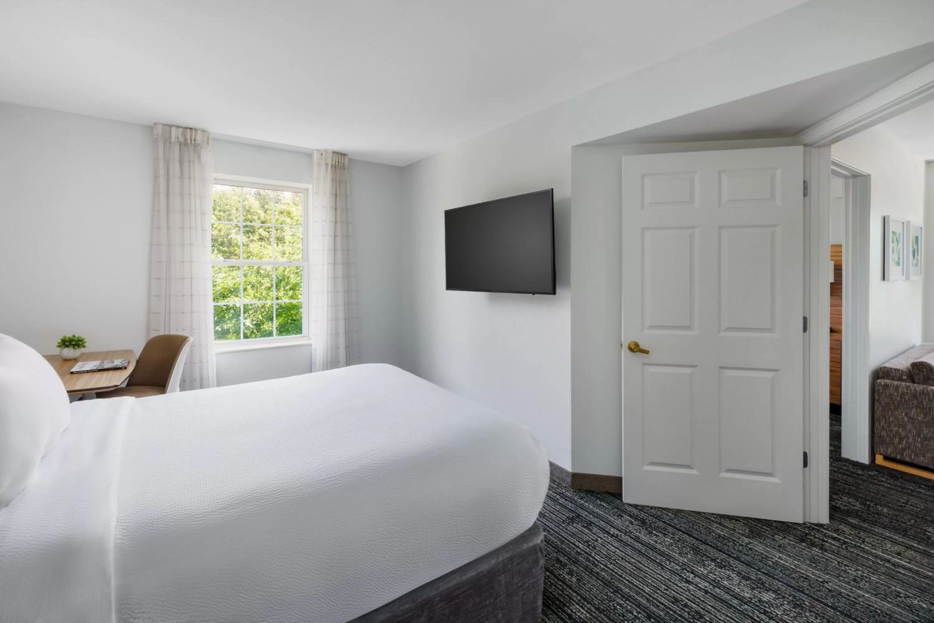 Bedroom, Bed in TownePlace Suites Manchester-Boston Regional Airport