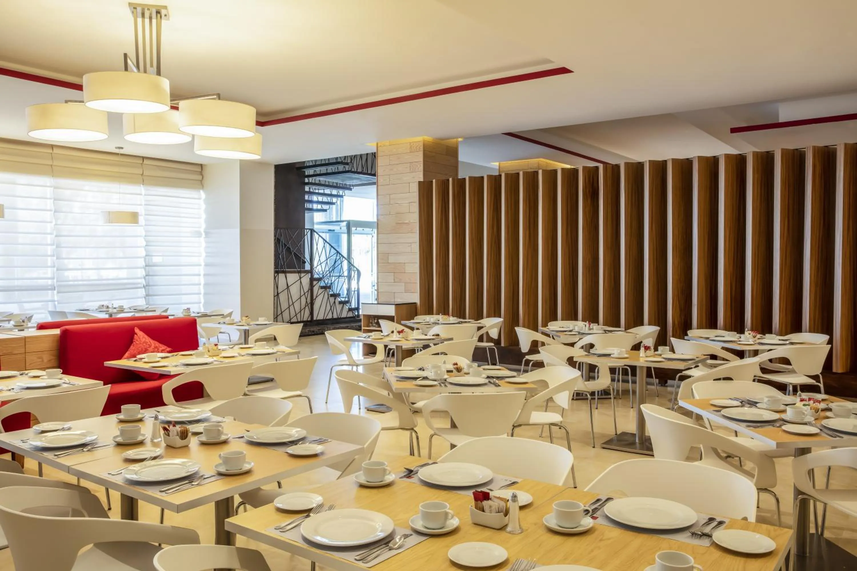 Food and drinks in Fiesta Inn Celaya Galerias