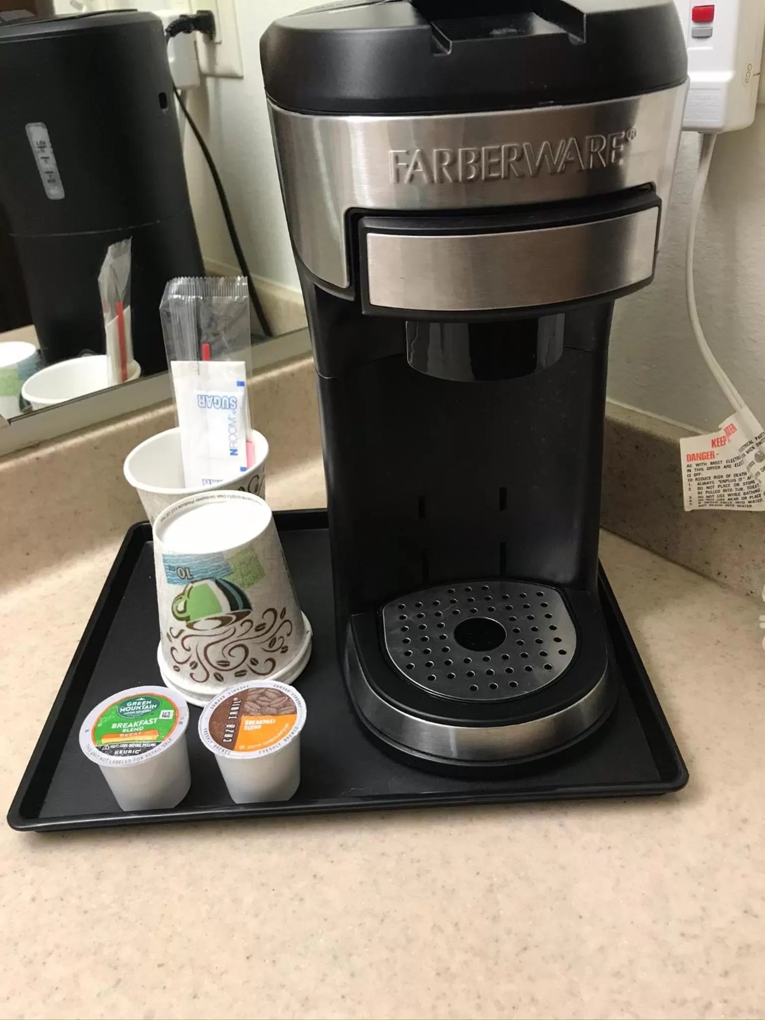 Coffee/tea facilities in Dutch Country Inn
