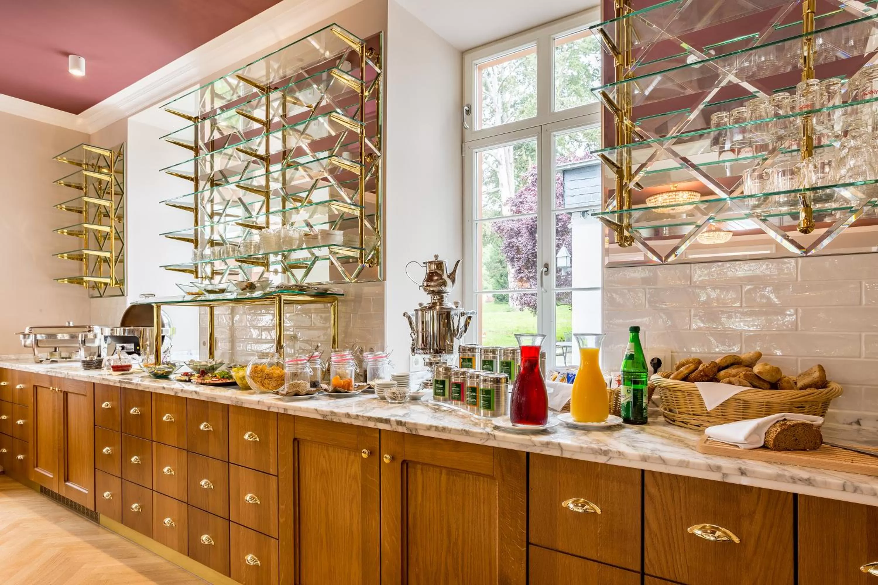 Restaurant/places to eat in Kurhaushotel Bad Salzhausen