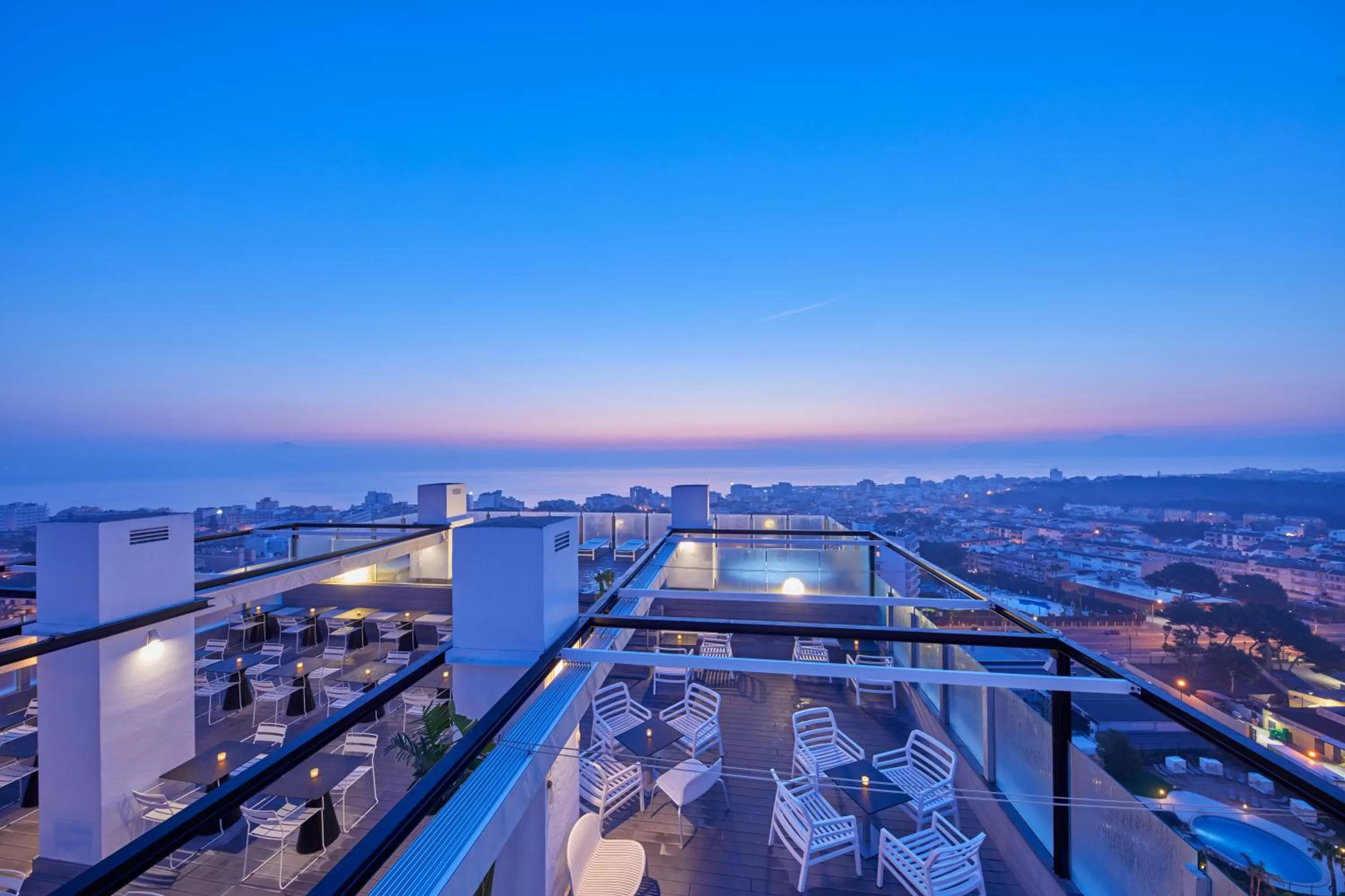 Restaurant/places to eat in BG Tonga Tower