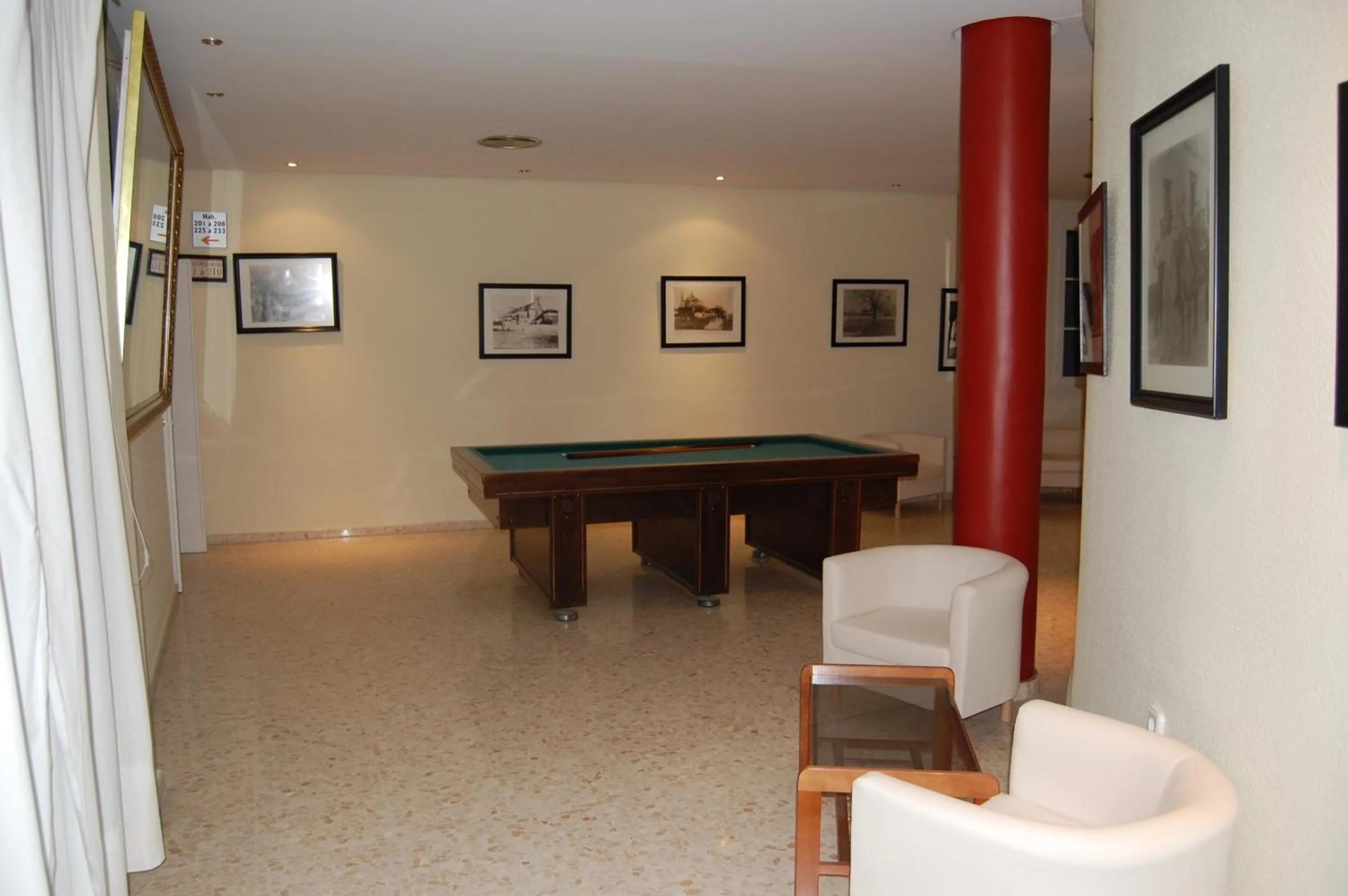 Game Room in Hotel Castillo