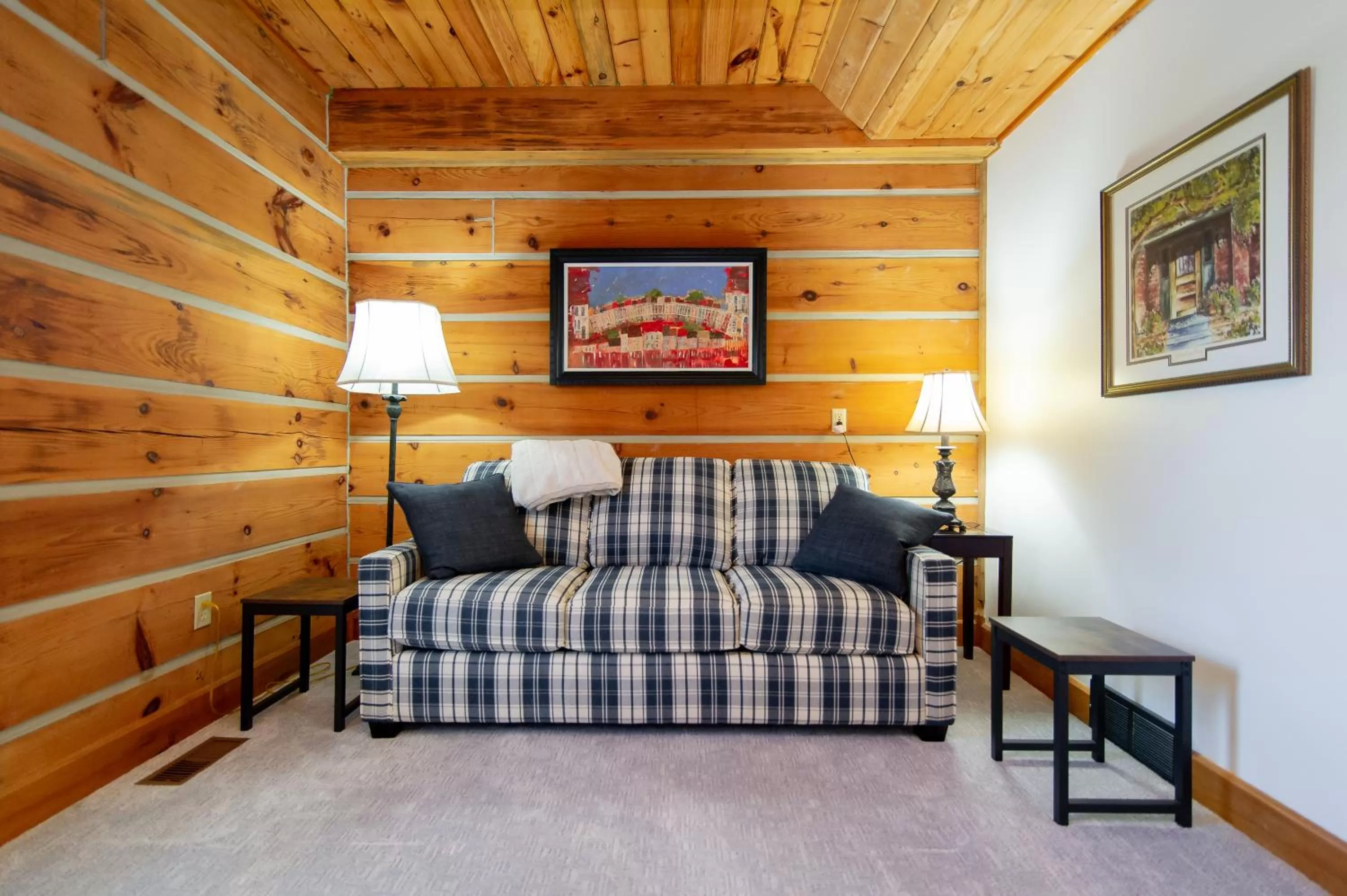 Seating Area in Bye the Bay Bed and Breakfast