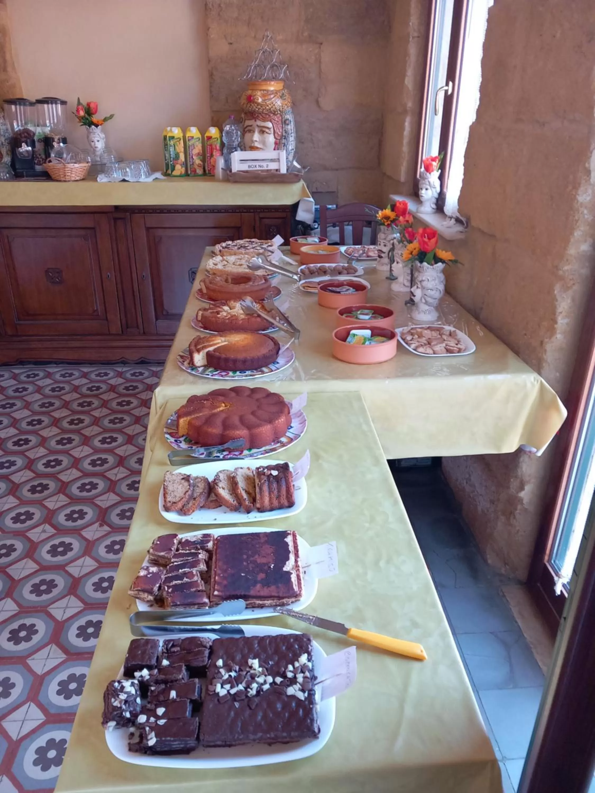 Breakfast in B&B Batarà - "La Terrazza del Centro"