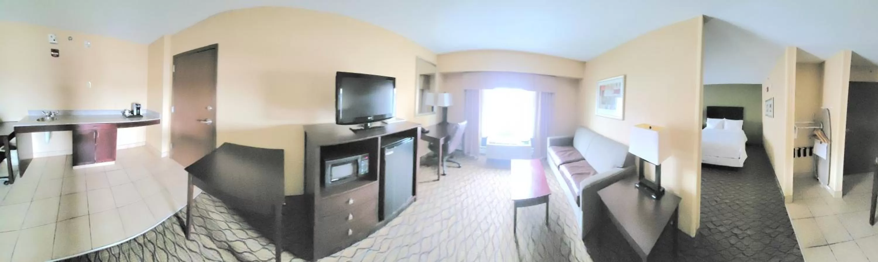 Living room in Kittanning Plaza Hotel