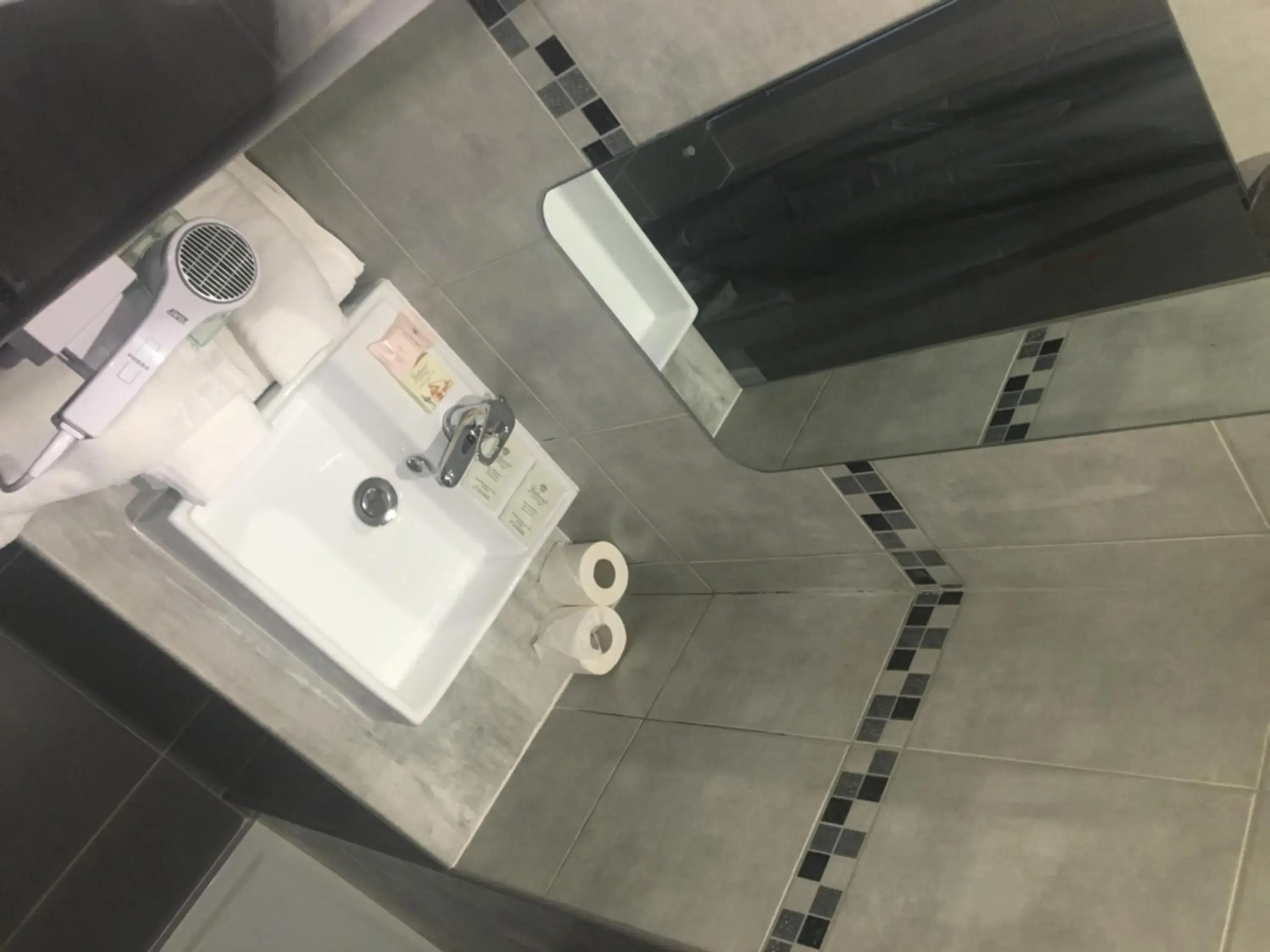 Single Room in Hotel de Berne Single Room in Hotel de Berne