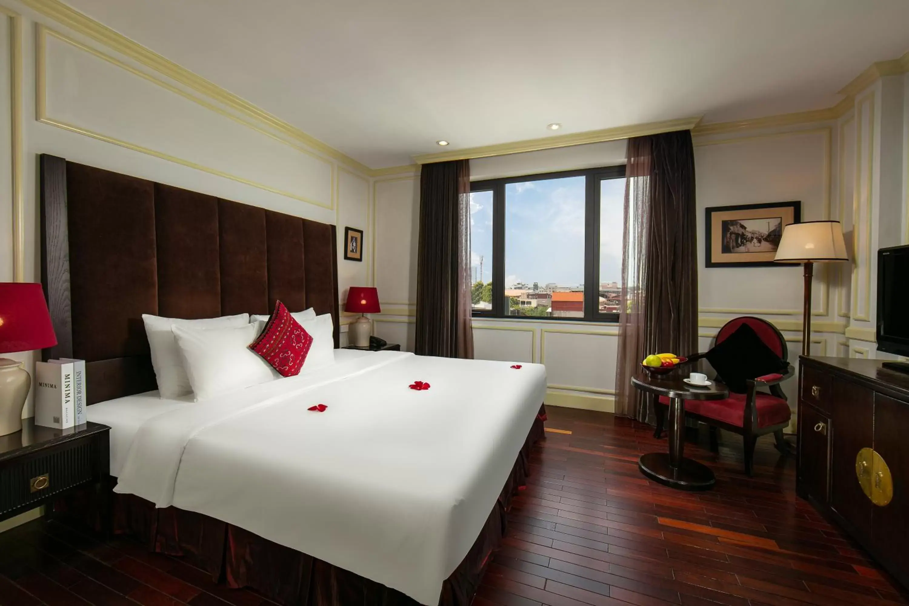 Deluxe Double or Twin Room with City View in Hanoi Boutique Hotel & Spa Deluxe Double or Twin Room with City View in Hanoi Boutique Hotel & Spa