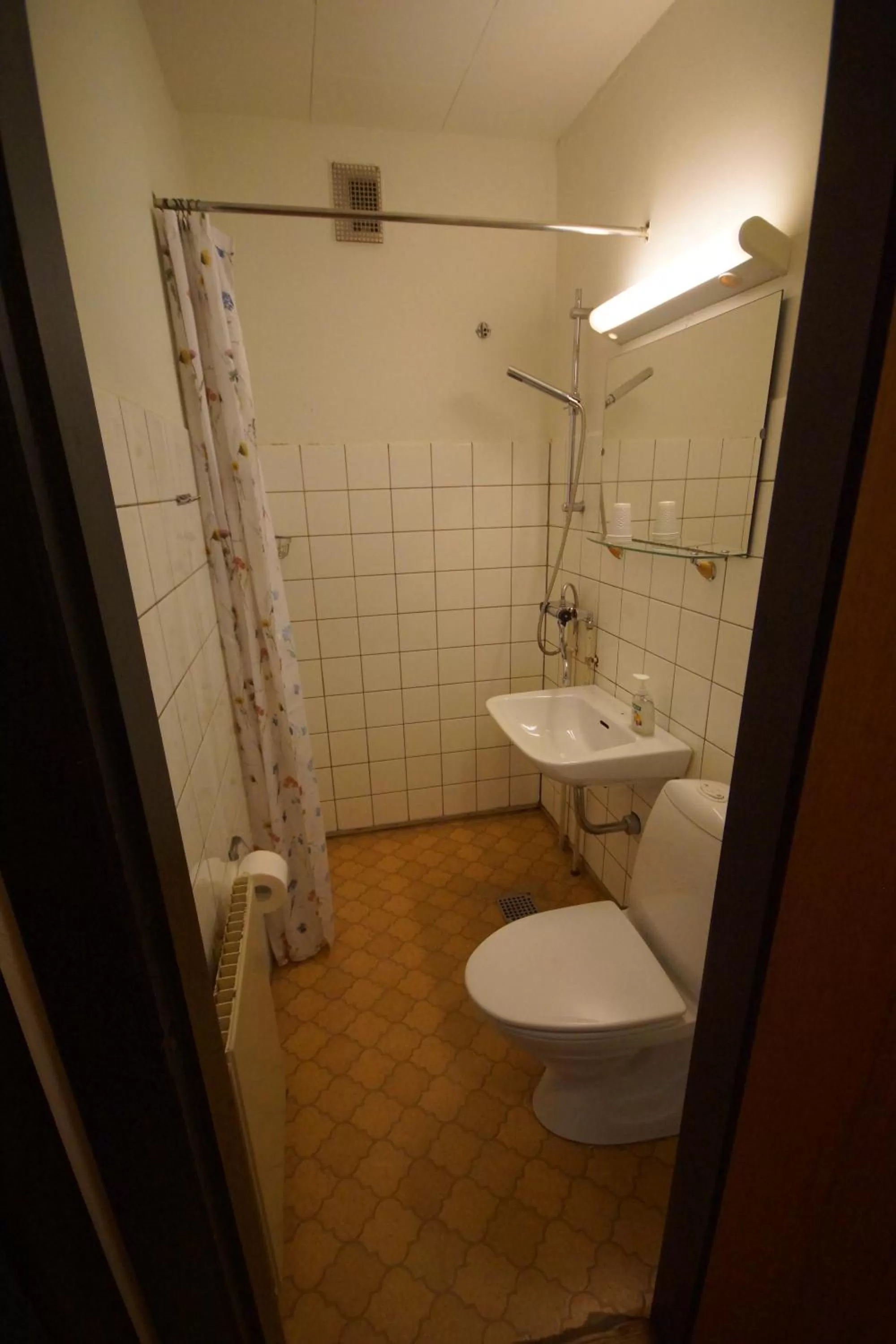 Bathroom in Egtved Hotel