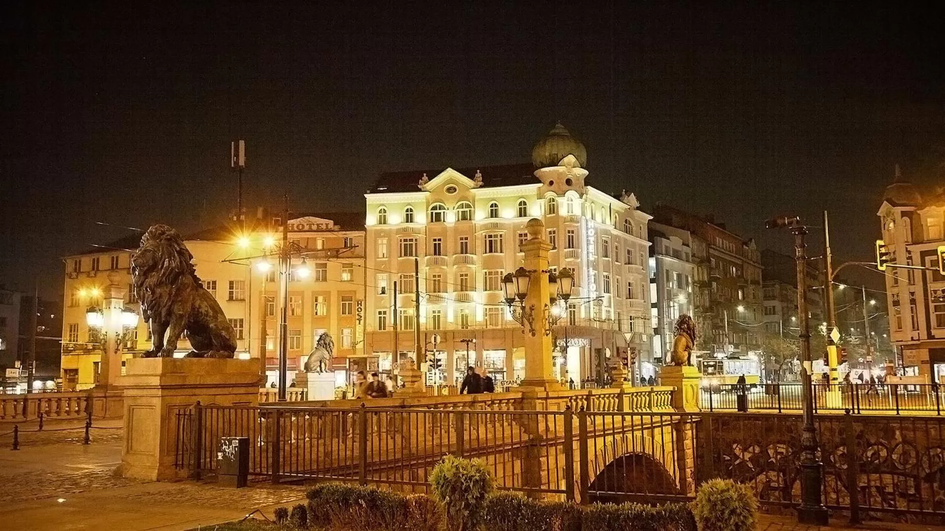 Property building in Hotel Lion Sofia