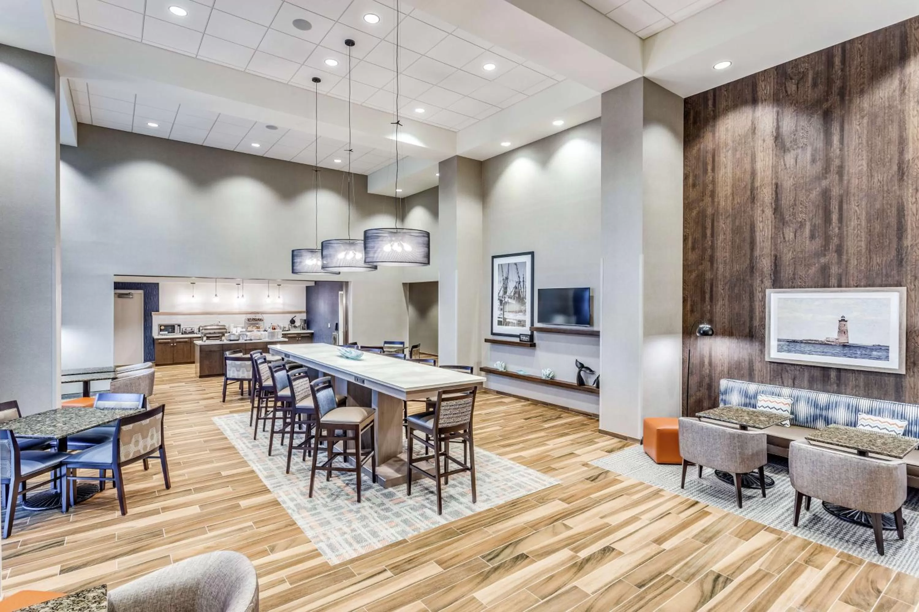 Lobby or reception in Hampton Inn & Suites Kittery-Portsmouth