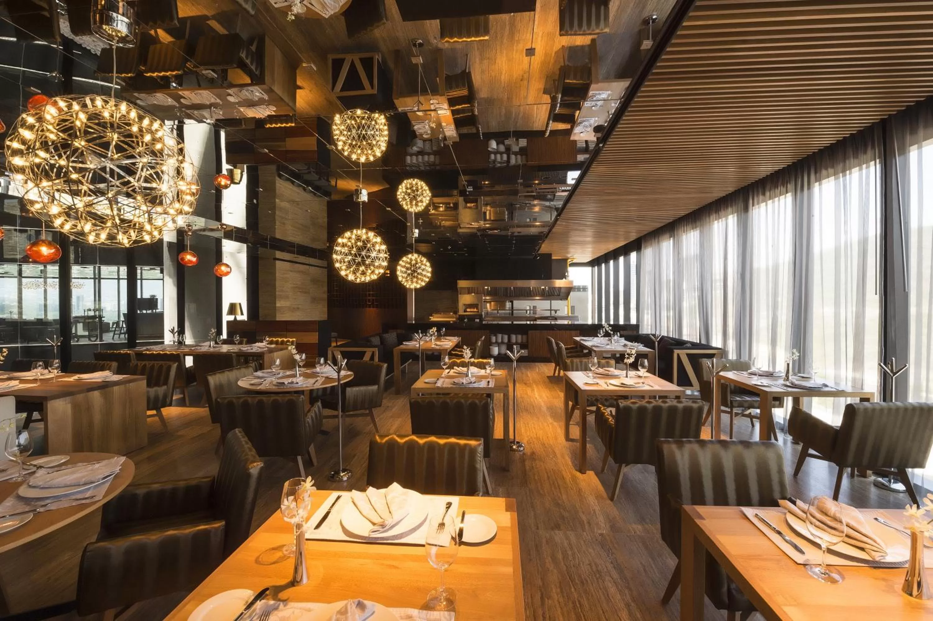 Restaurant/places to eat in Live Aqua Monterrey