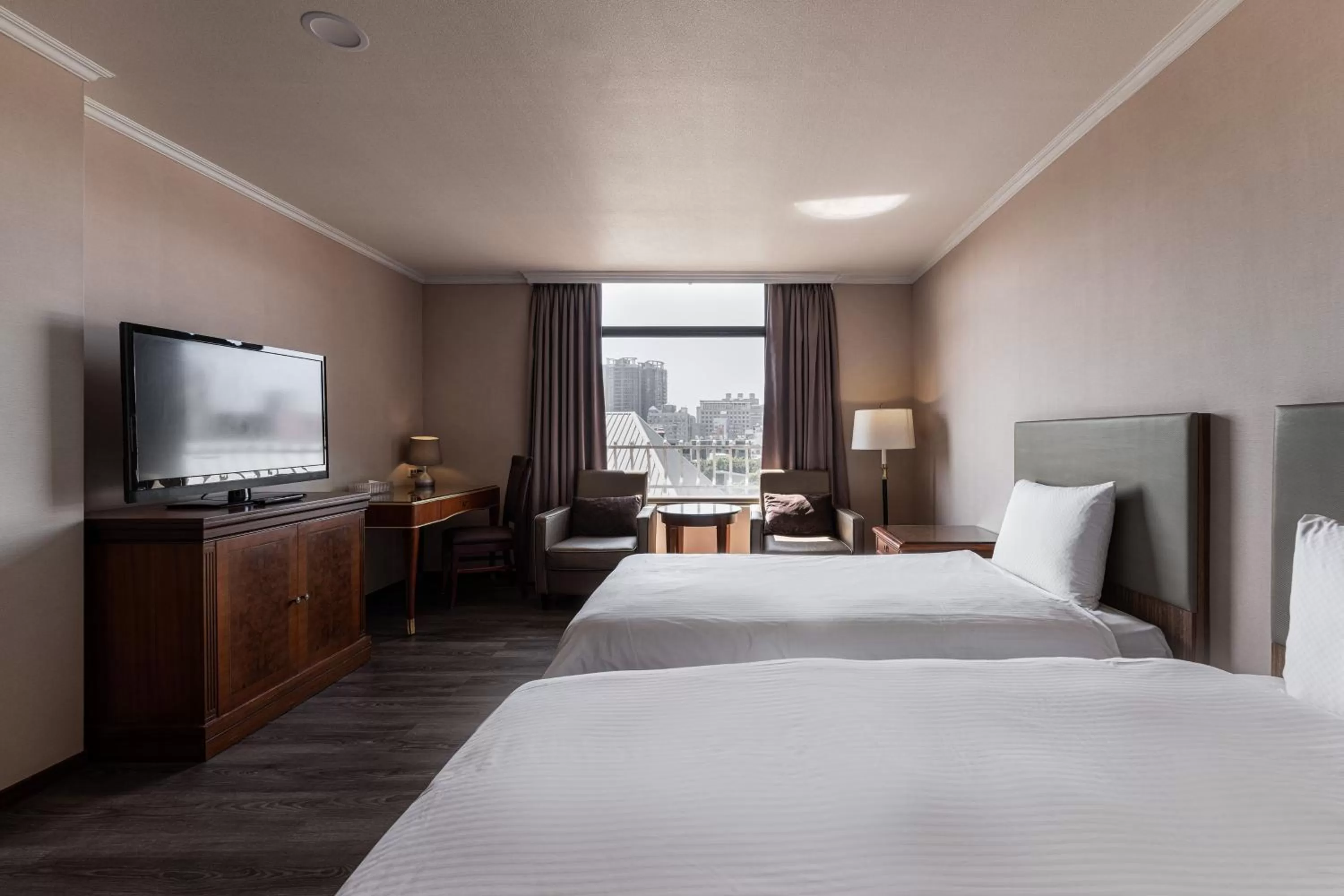 Bed in Hotel j-Metropolis