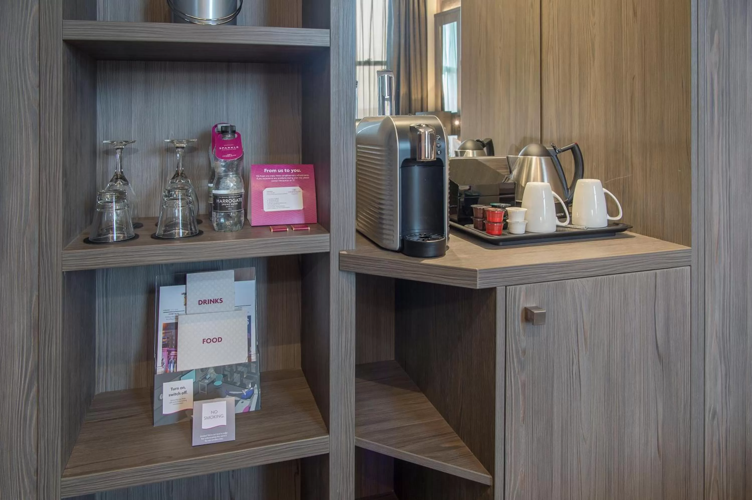 Photo of the whole room in Crowne Plaza Royal Victoria - Sheffield by IHG