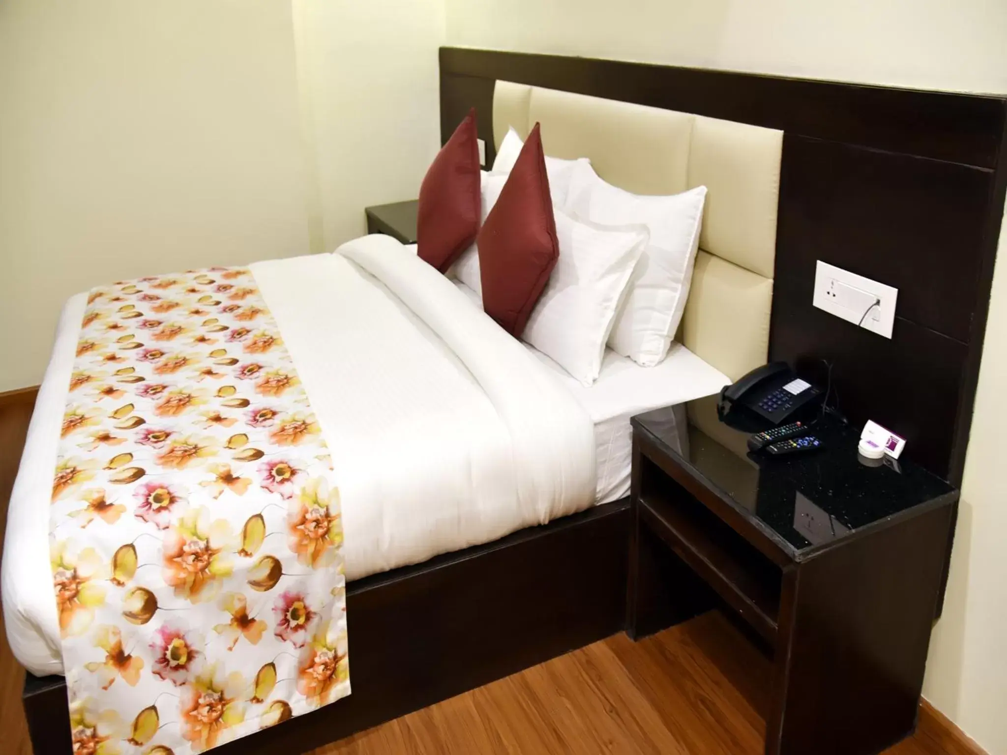 Deluxe Room with Complimentary /Courtsey pick up and drop to darshan points i.e. Either Banganga or helipad in Clarks Inn Suites Katra Deluxe Room with Complimentary /Courtsey pick up and drop to darshan points i.e. Either Banganga or helipad in Clarks Inn Suites Katra