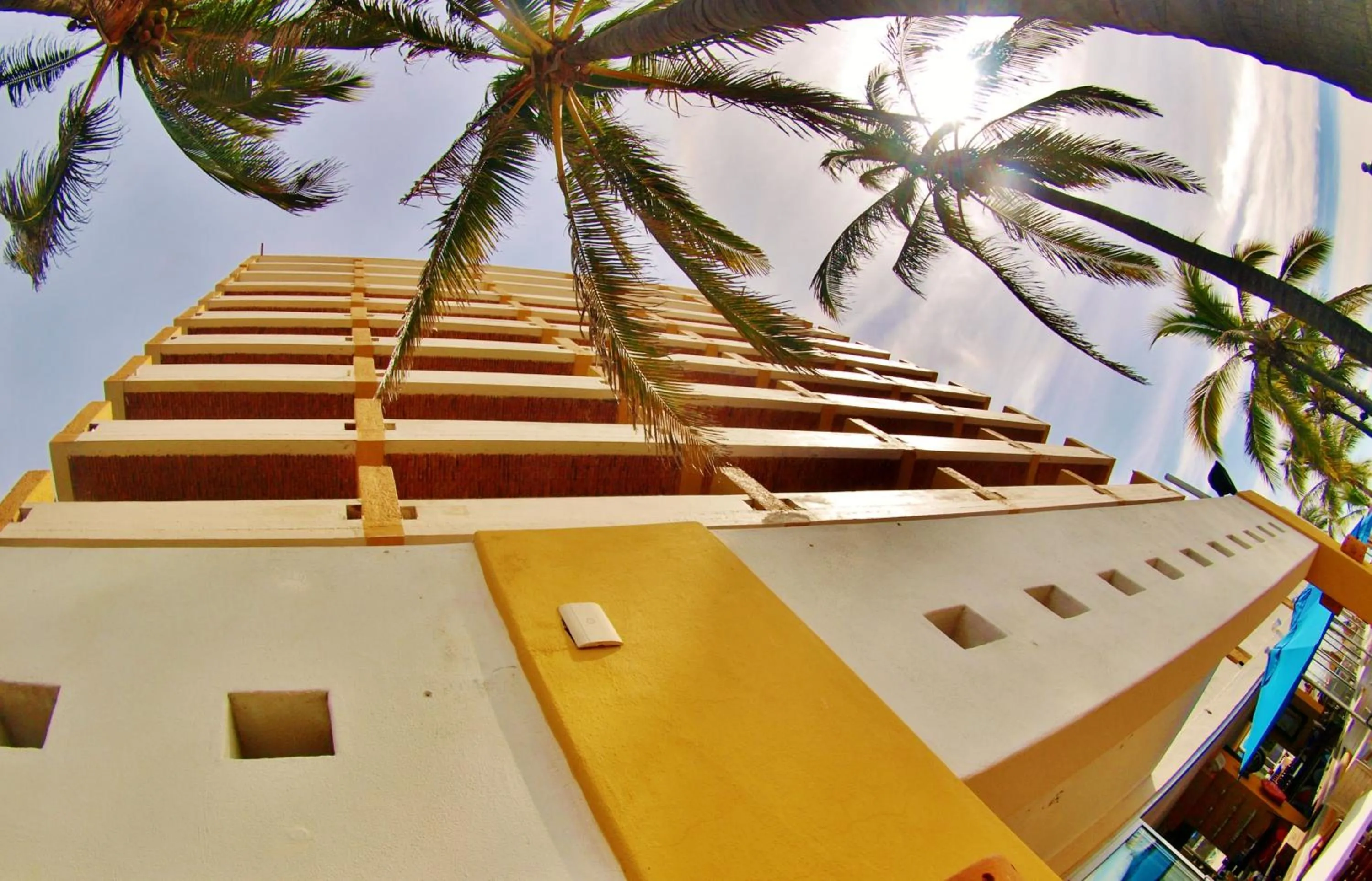 Property building in Las Flores Beach Resort