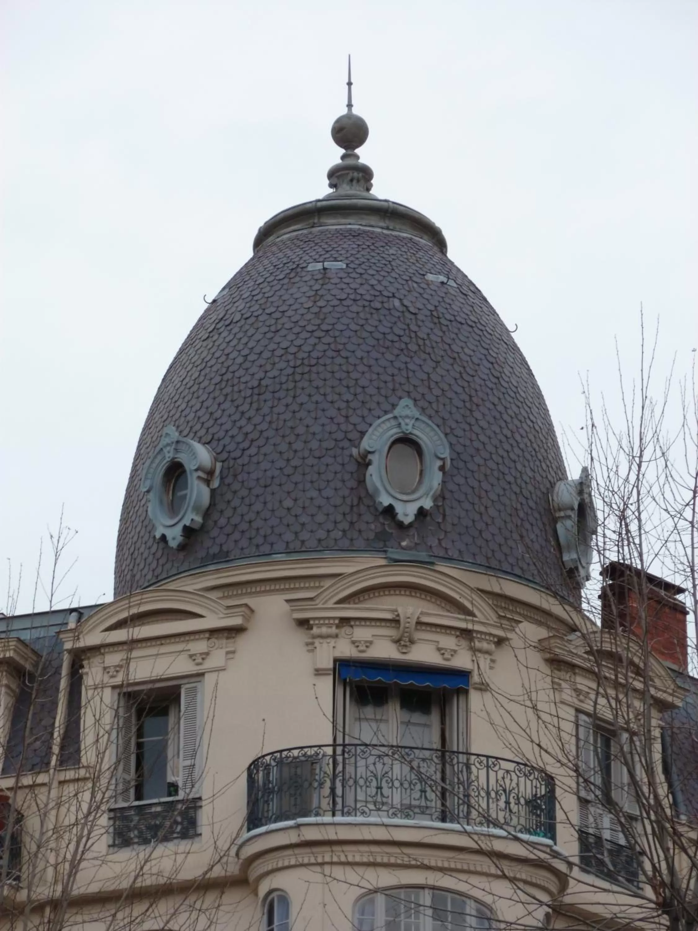 Property building in Hotel Victor Hugo Nice