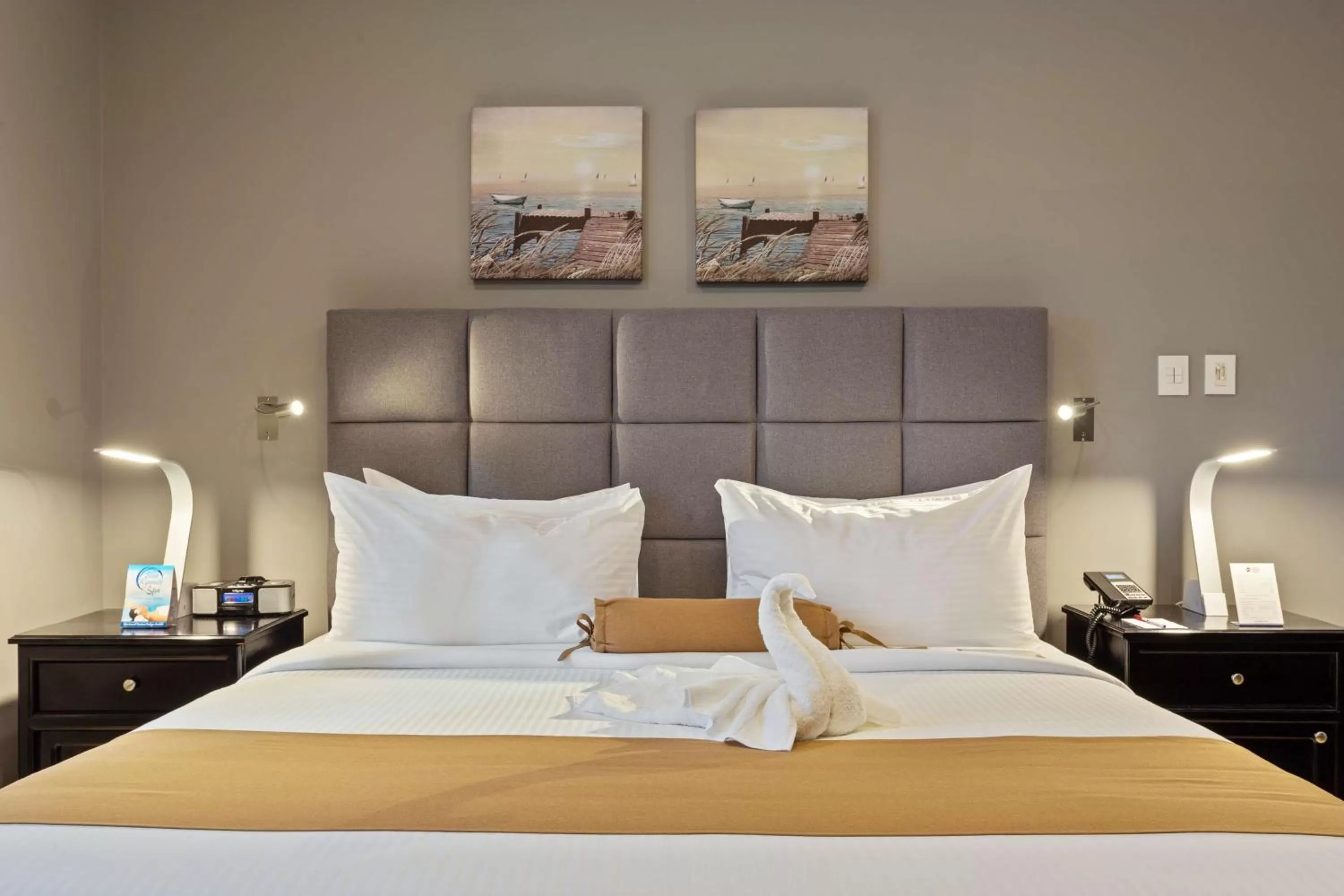 Photo of the whole room, Bed in Best Western Plus Belize Biltmore Plaza