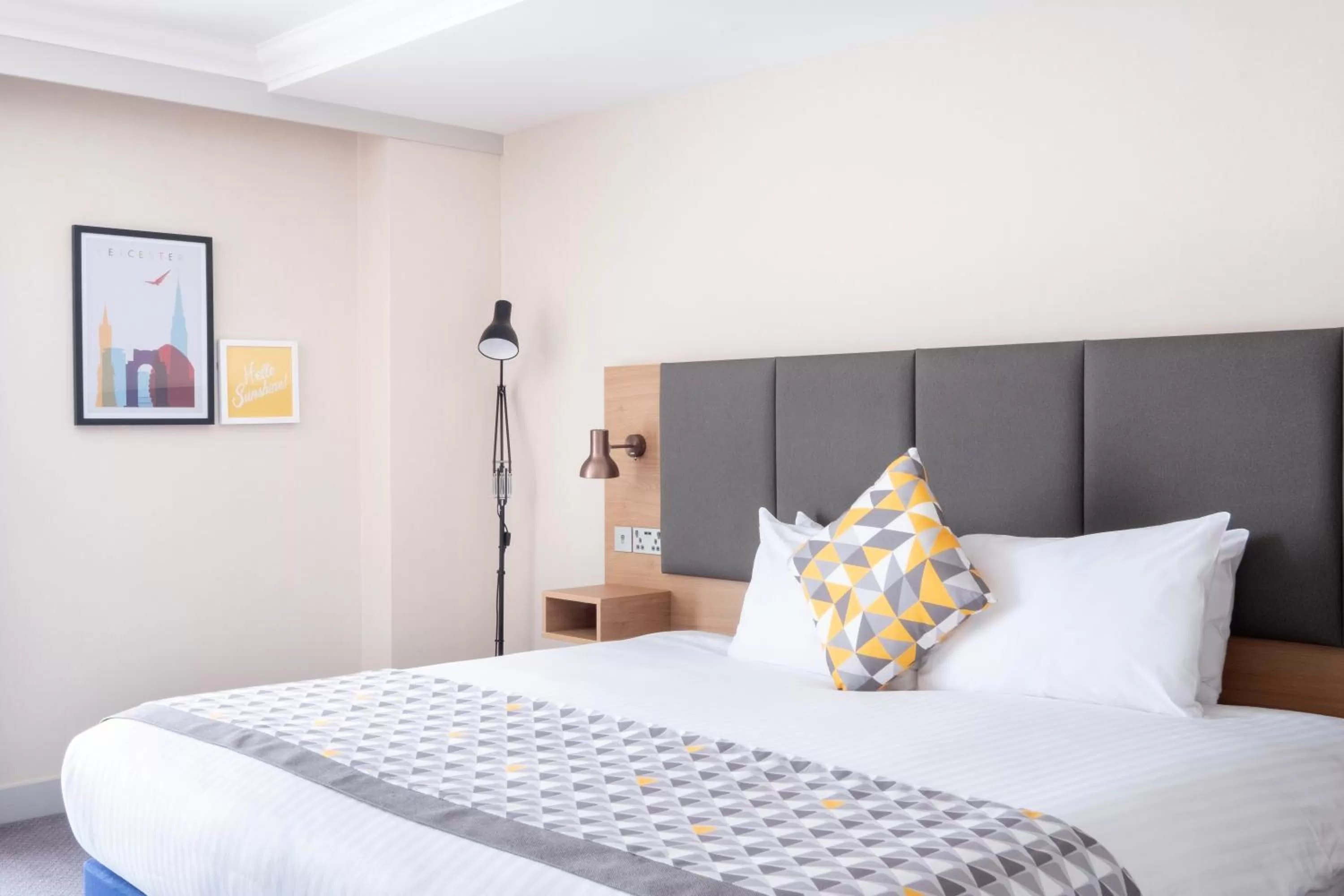 Bedroom, Bed in Holiday Inn Leicester City by IHG