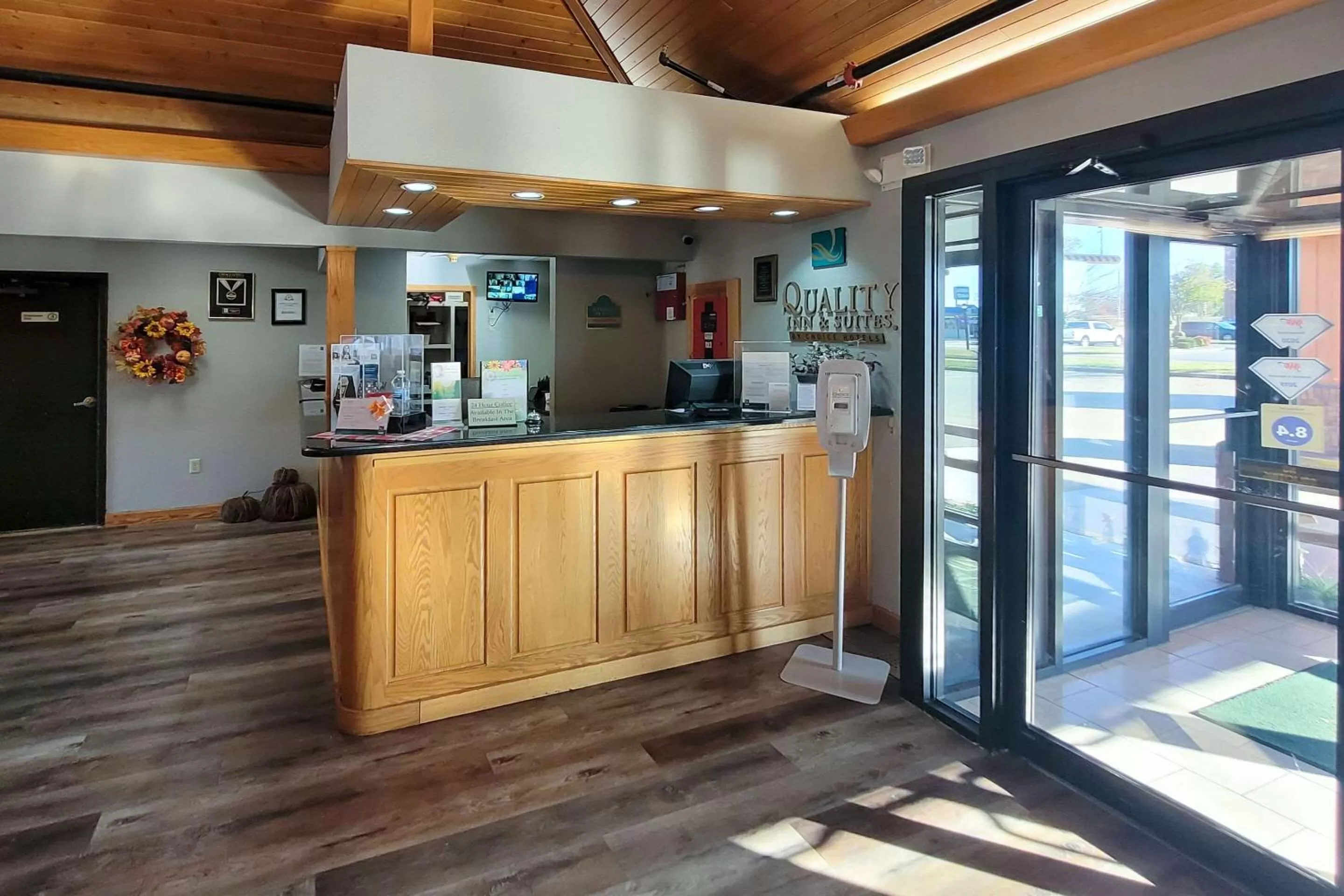 Quality Inn & Suites