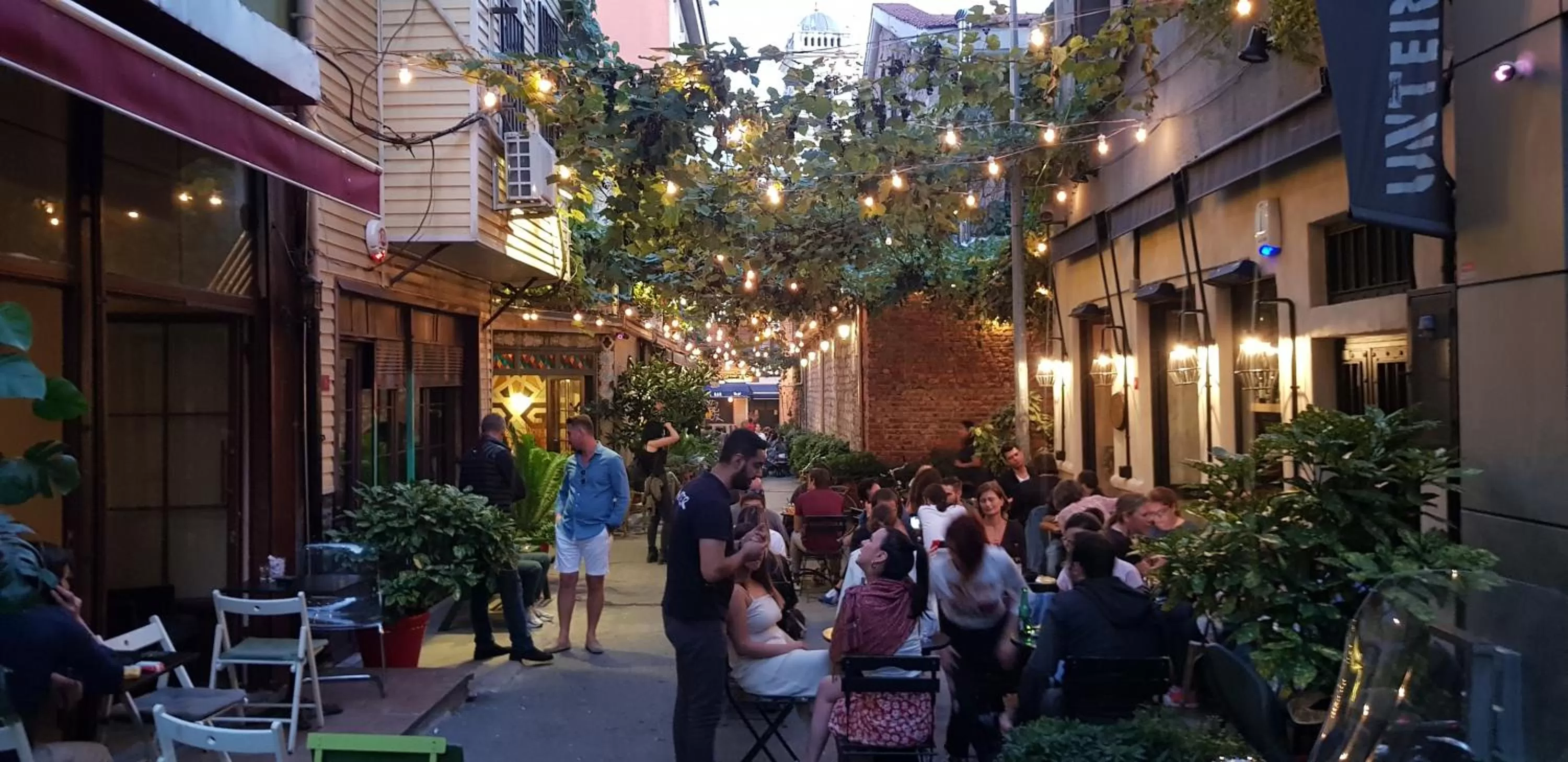 Property building in Casa Rosa Suites