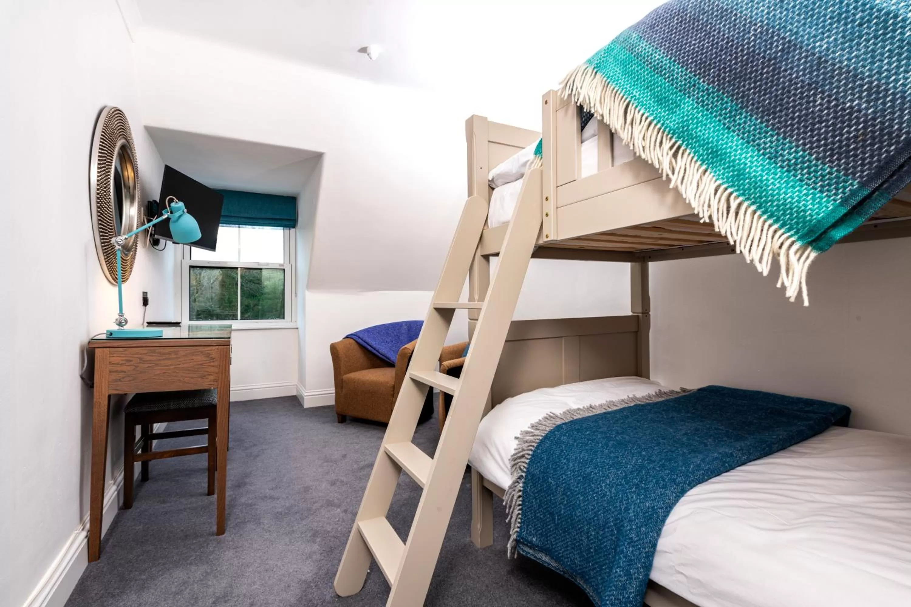 bunk bed, Bed in Skeabost House Hotel