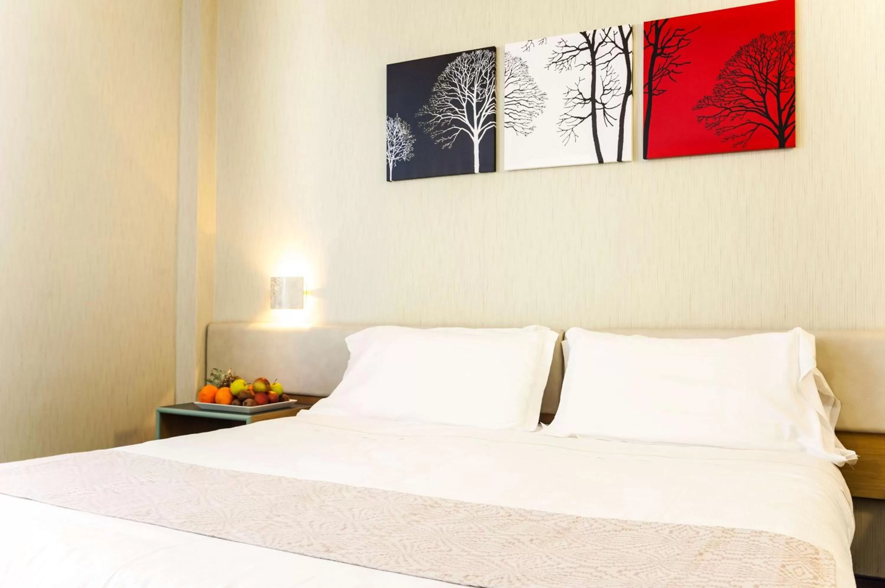 Triple Room with 1 Queen and 1 Single Bed in Best Western Hotel Residence Italia