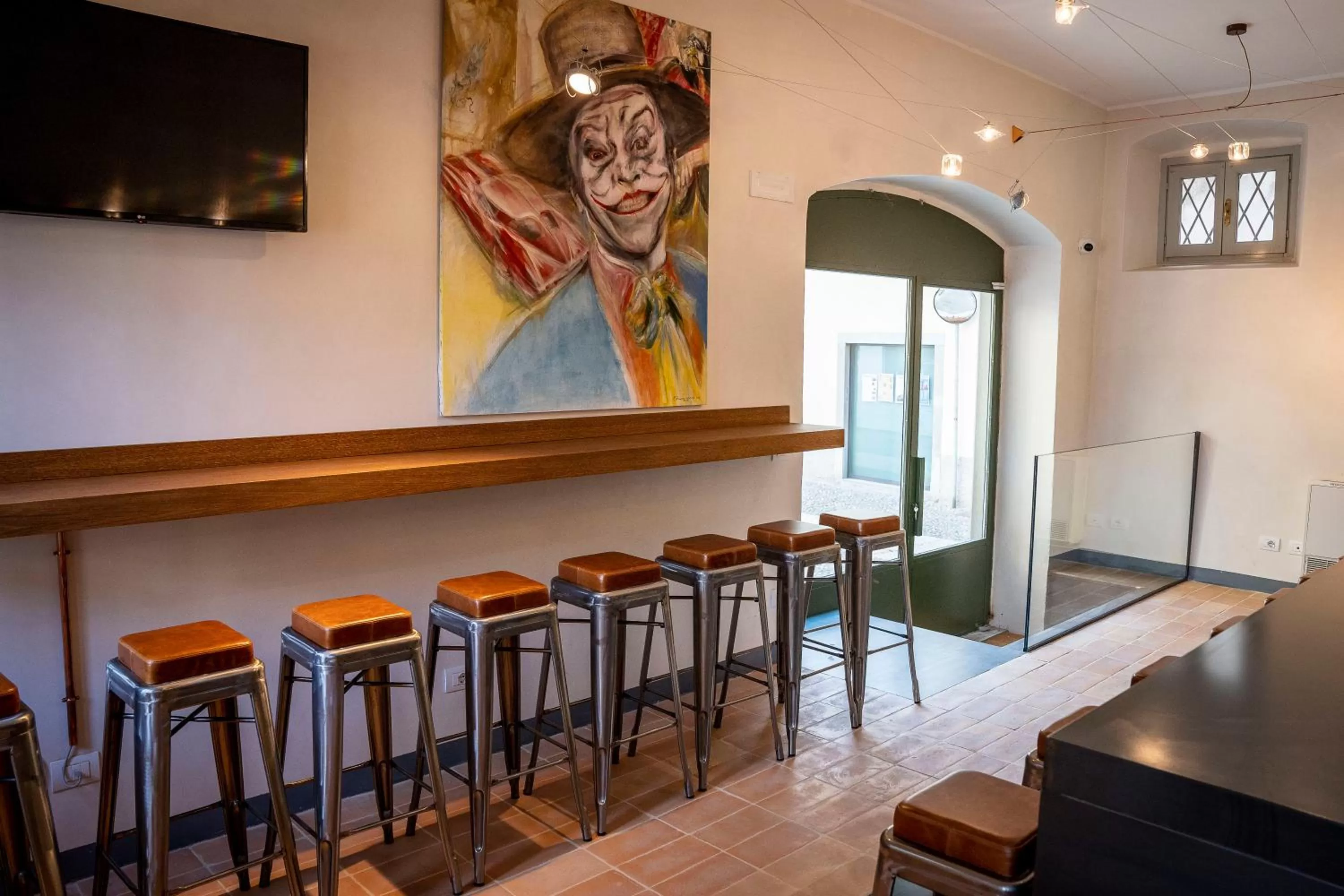 Restaurant/places to eat in VILLA MANZONI