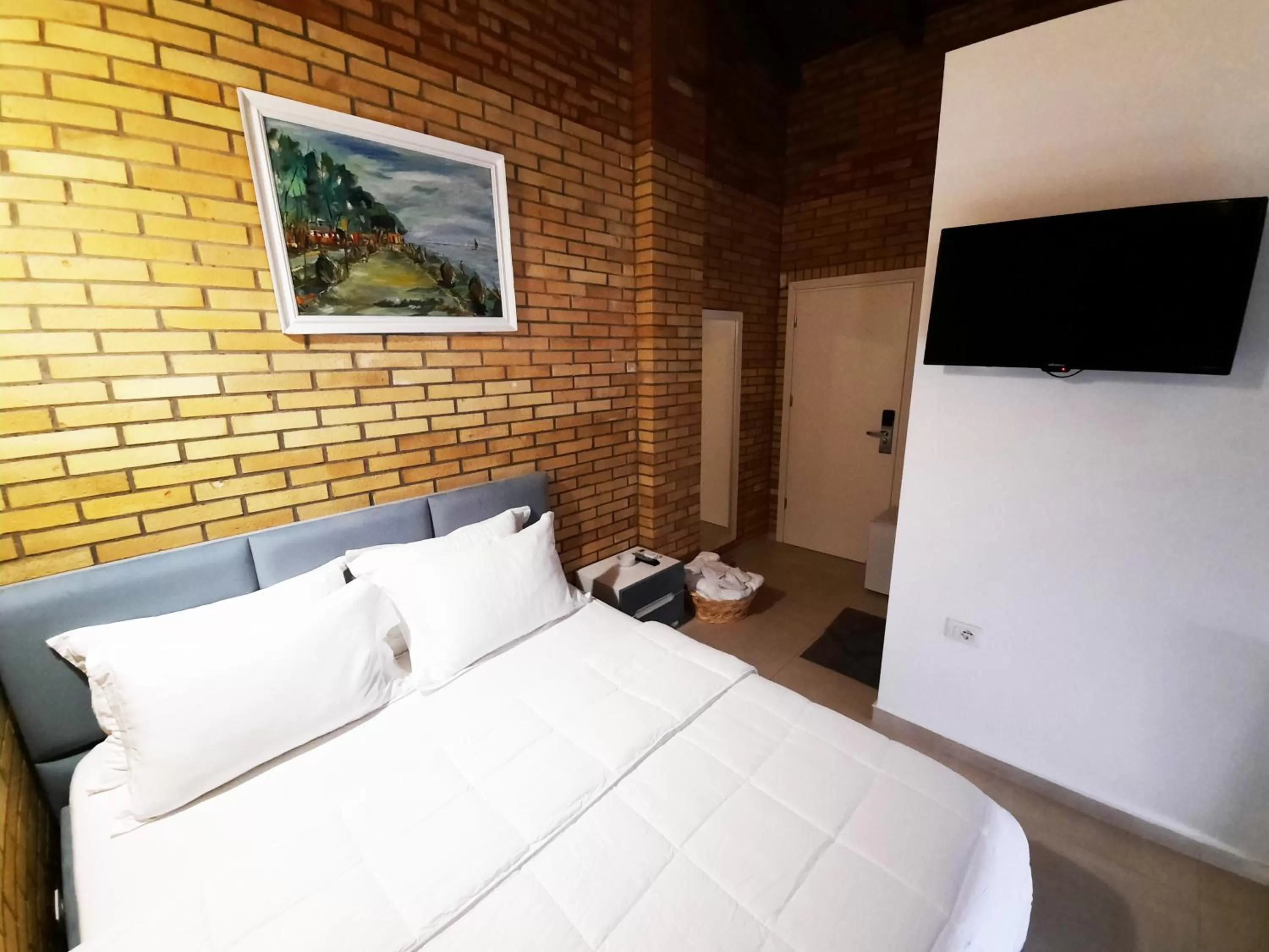 Photo of the whole room, Bed in Hotel Piccolino