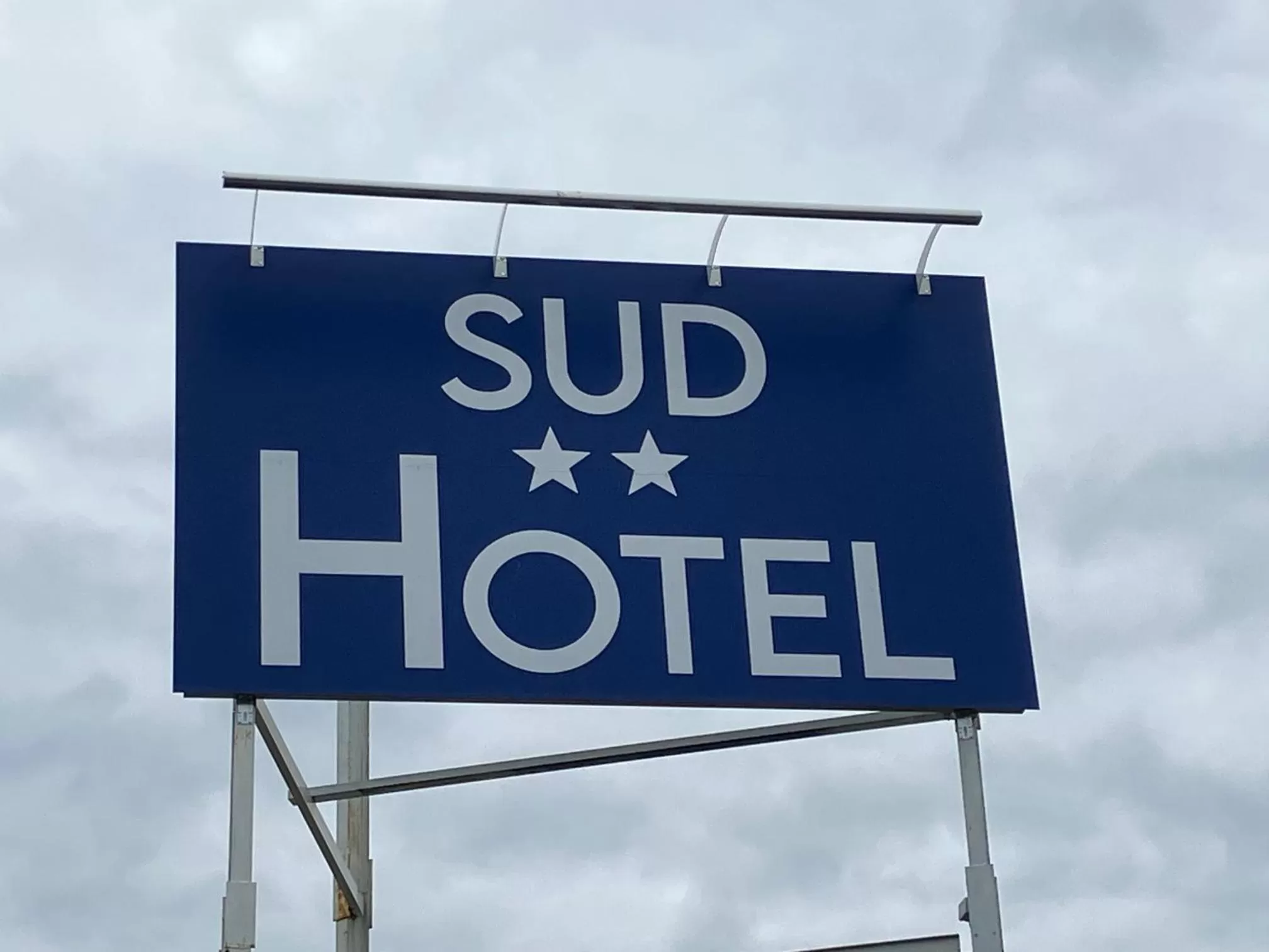 Facade/entrance in Contact Hotel LE SUD Montpellier Aéroport Parc Expo Arena