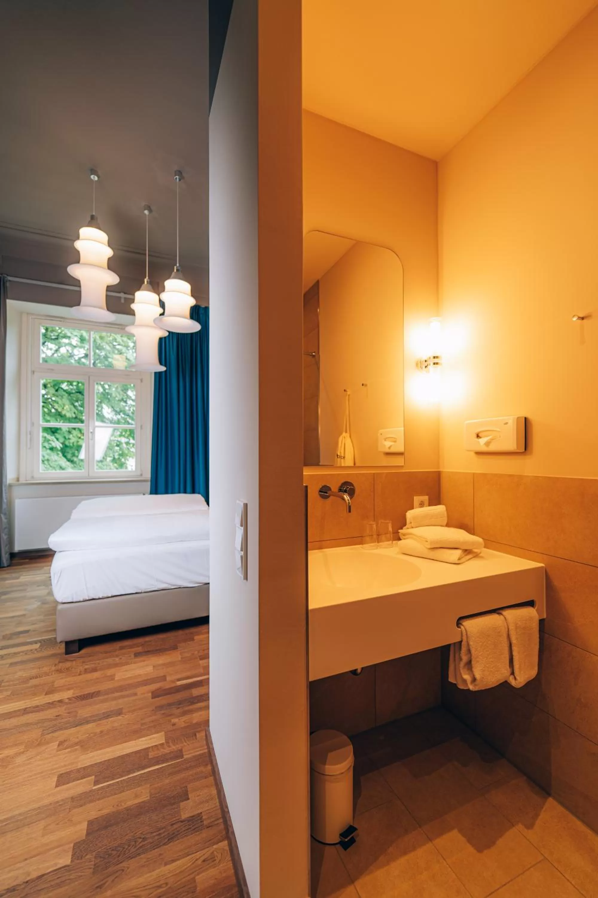 Bathroom, Bed in Hotel Amalia - Boutique Hotel