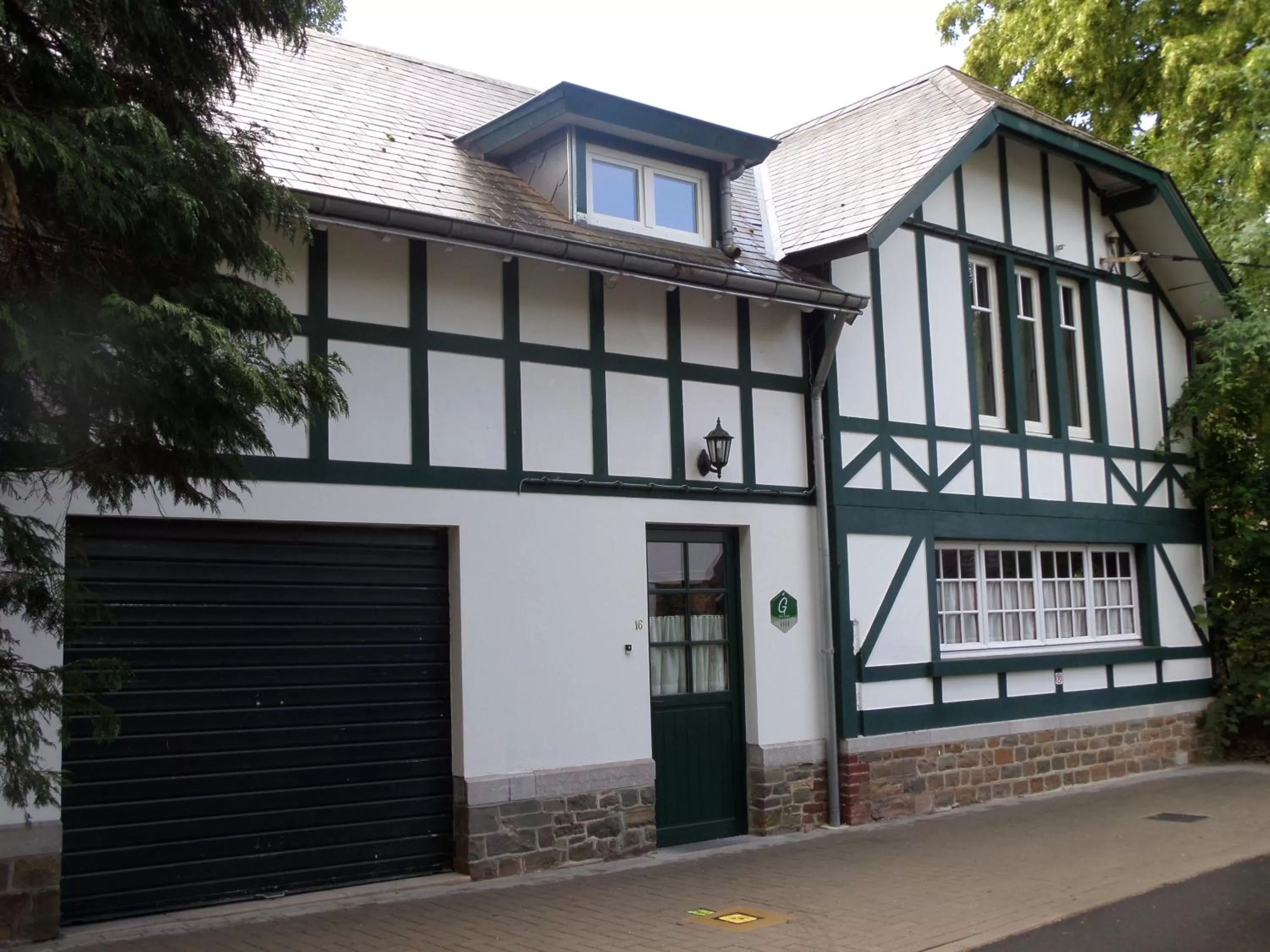 Street view, Property Building in L'Étape Fagnarde - Bed, Breakfast & Sauna
