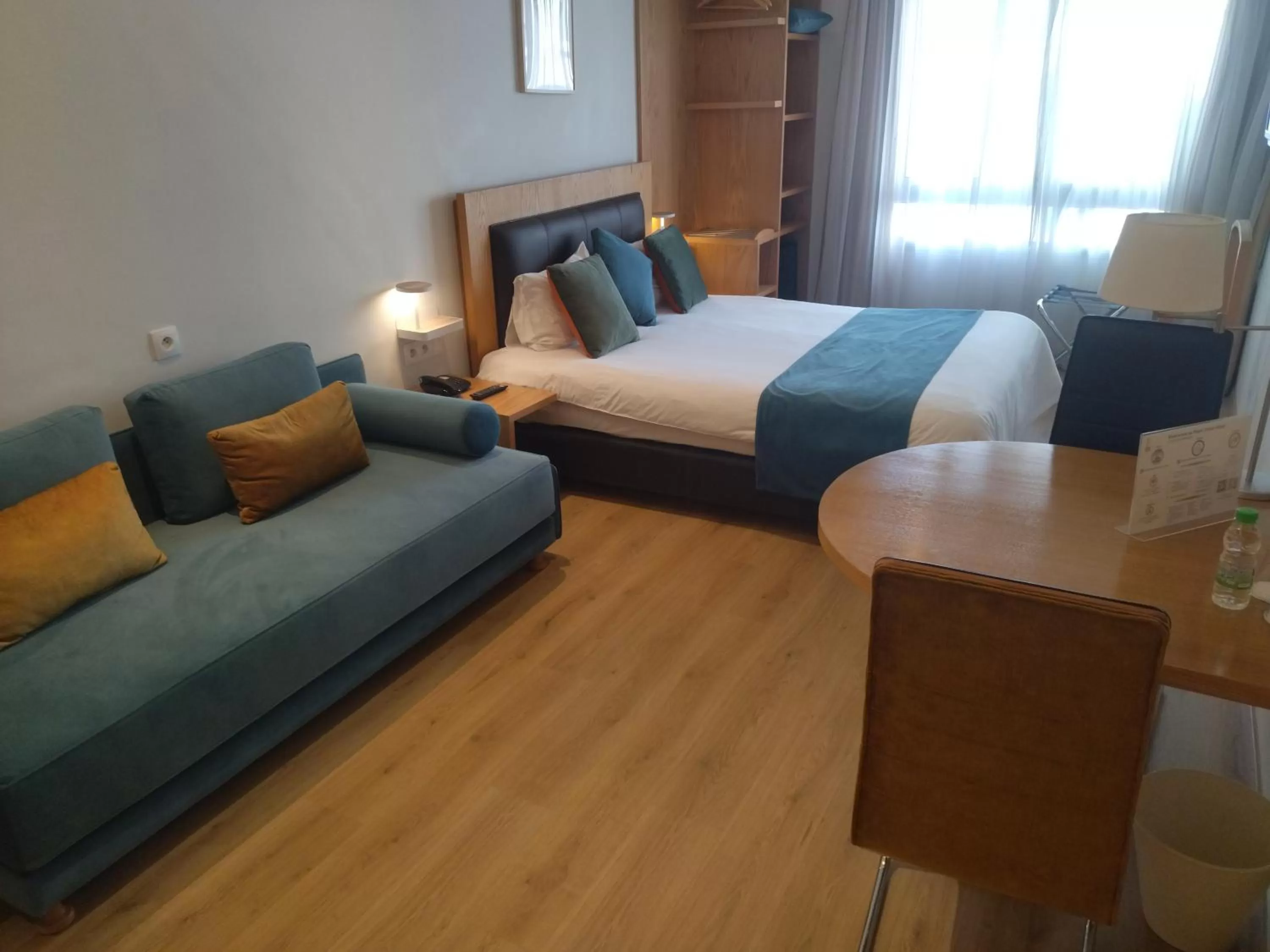 Photo of the whole room, Bed in Le Pietri Urban Hotel