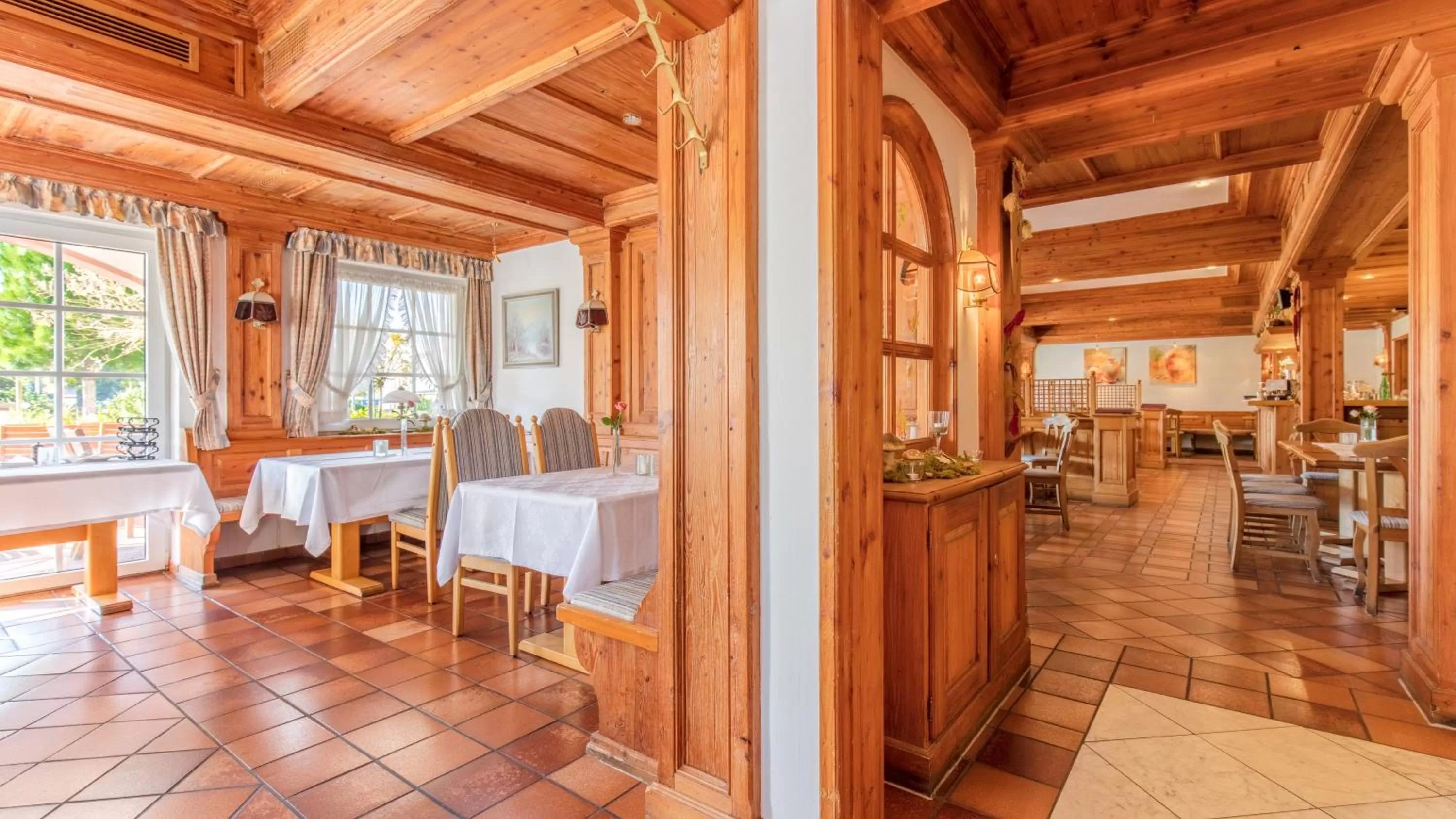 Restaurant/places to eat in Heuboden Hotel Heu.Loft Freiburg