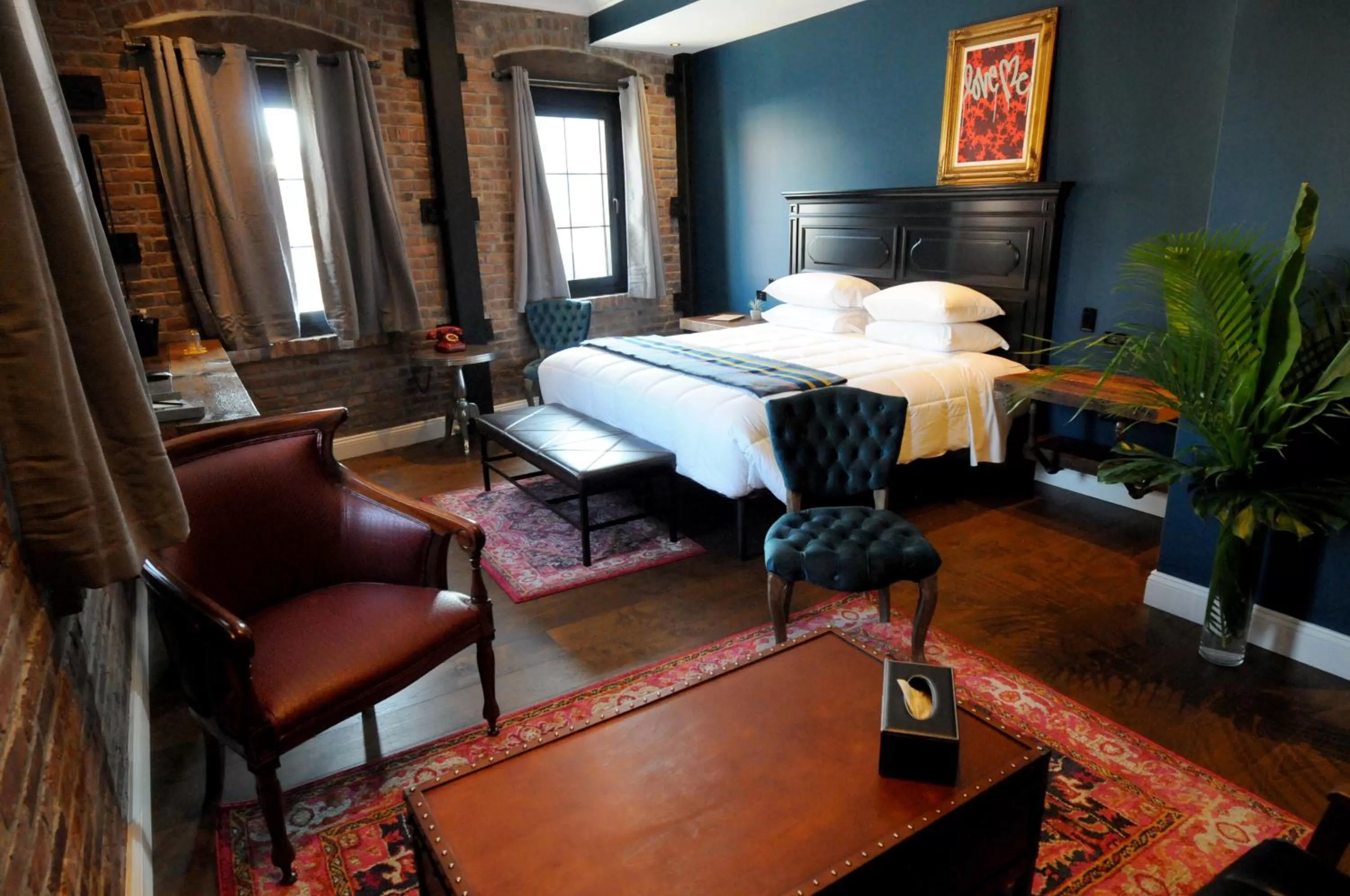 Photo of the whole room, Bed in Sohotel