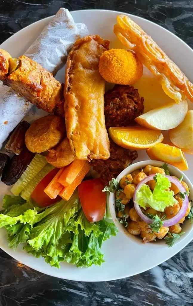 Restaurant/places to eat in Empyrean Dhaka City Centre