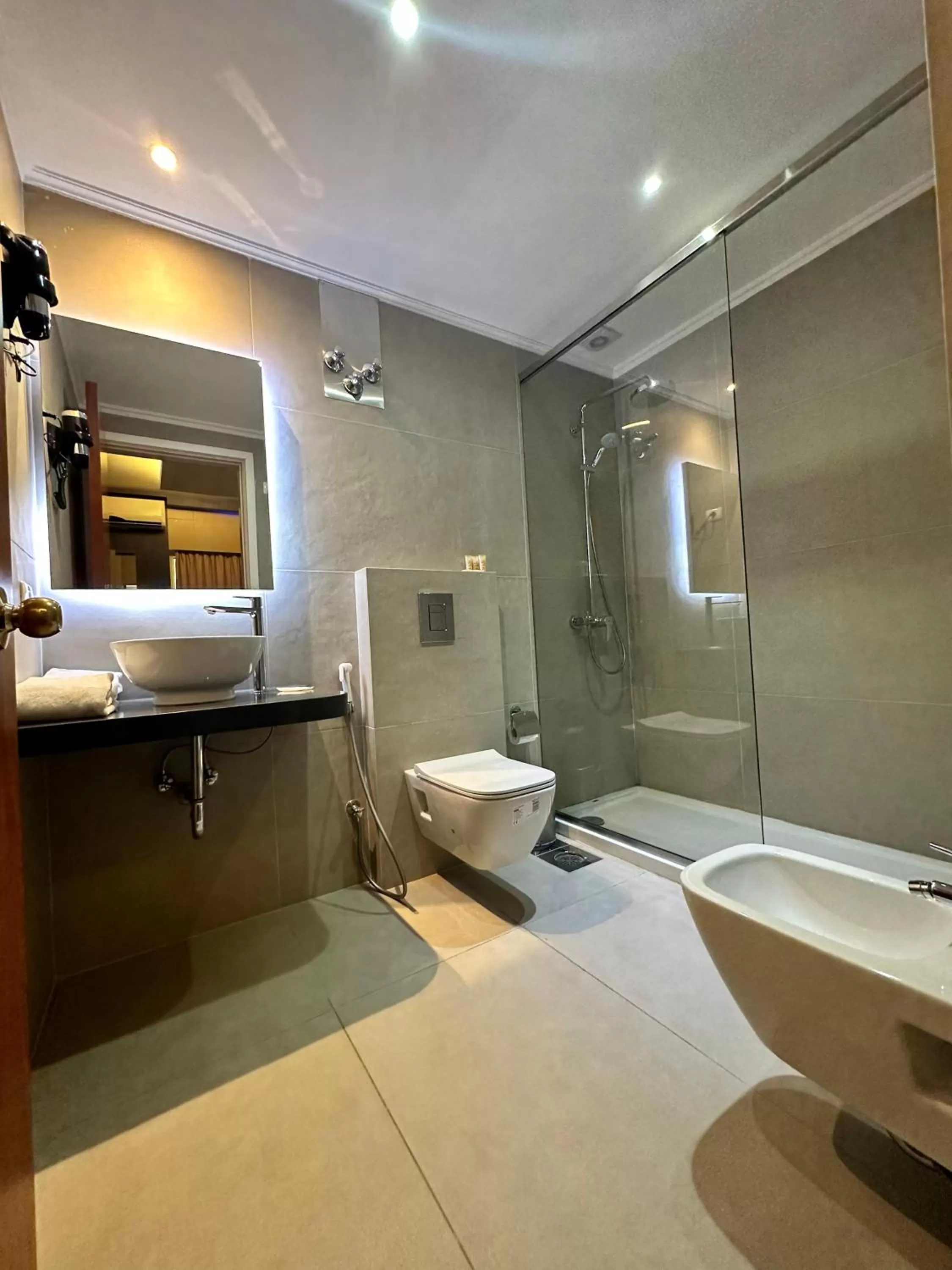 Shower in Padova Hotel