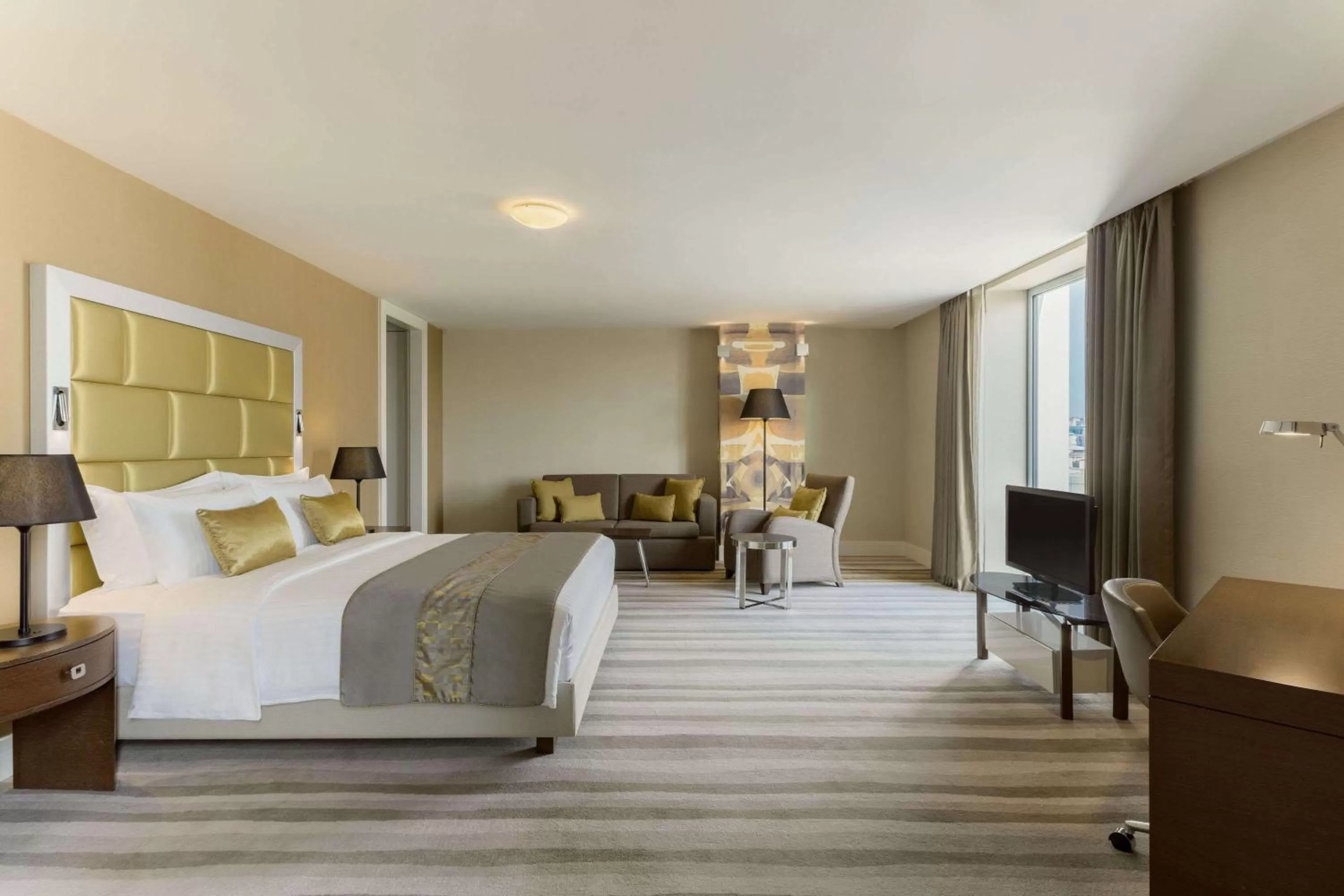 Photo of the whole room, Bed in Wyndham Grand Istanbul Europe