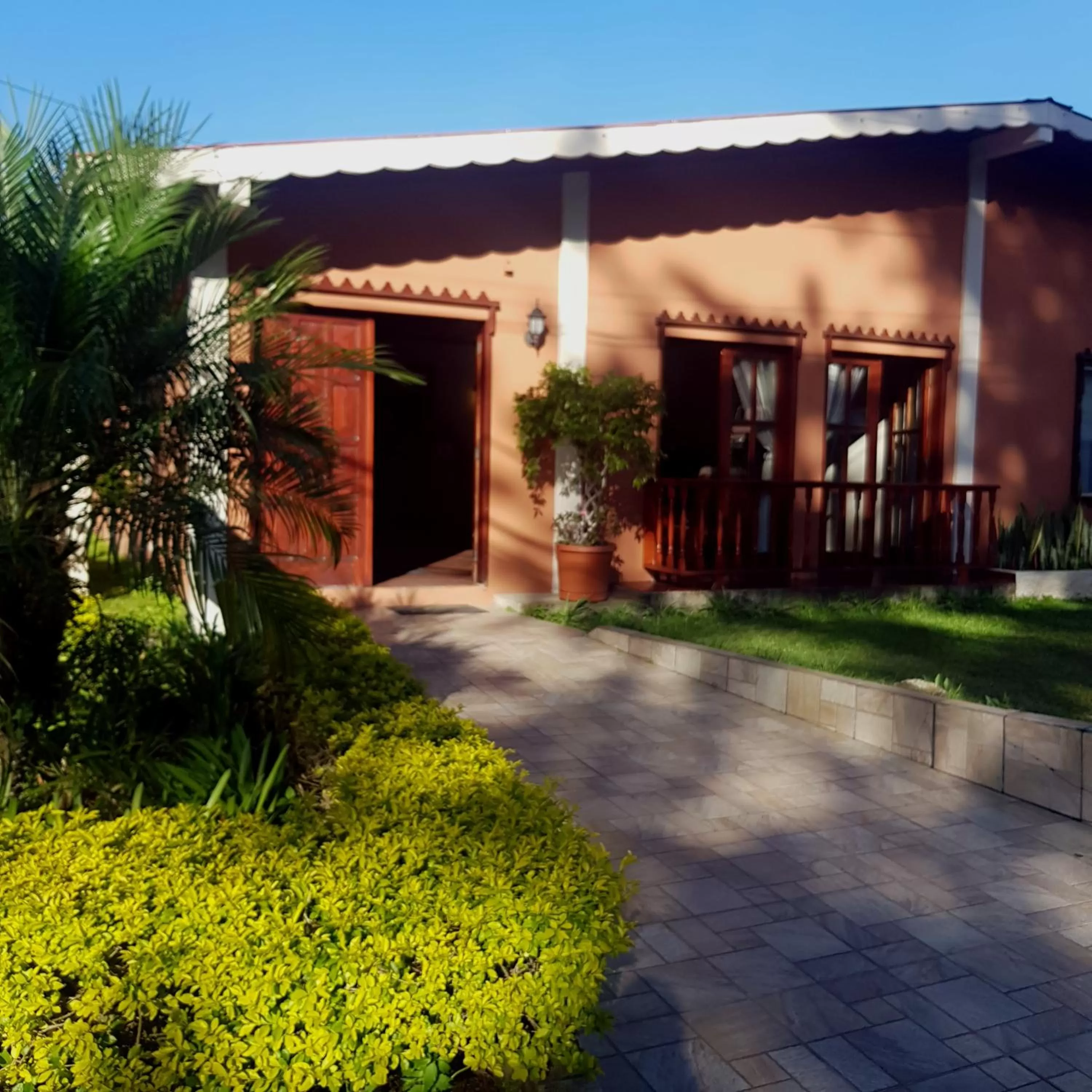 Property Building in Hotel Rebequet