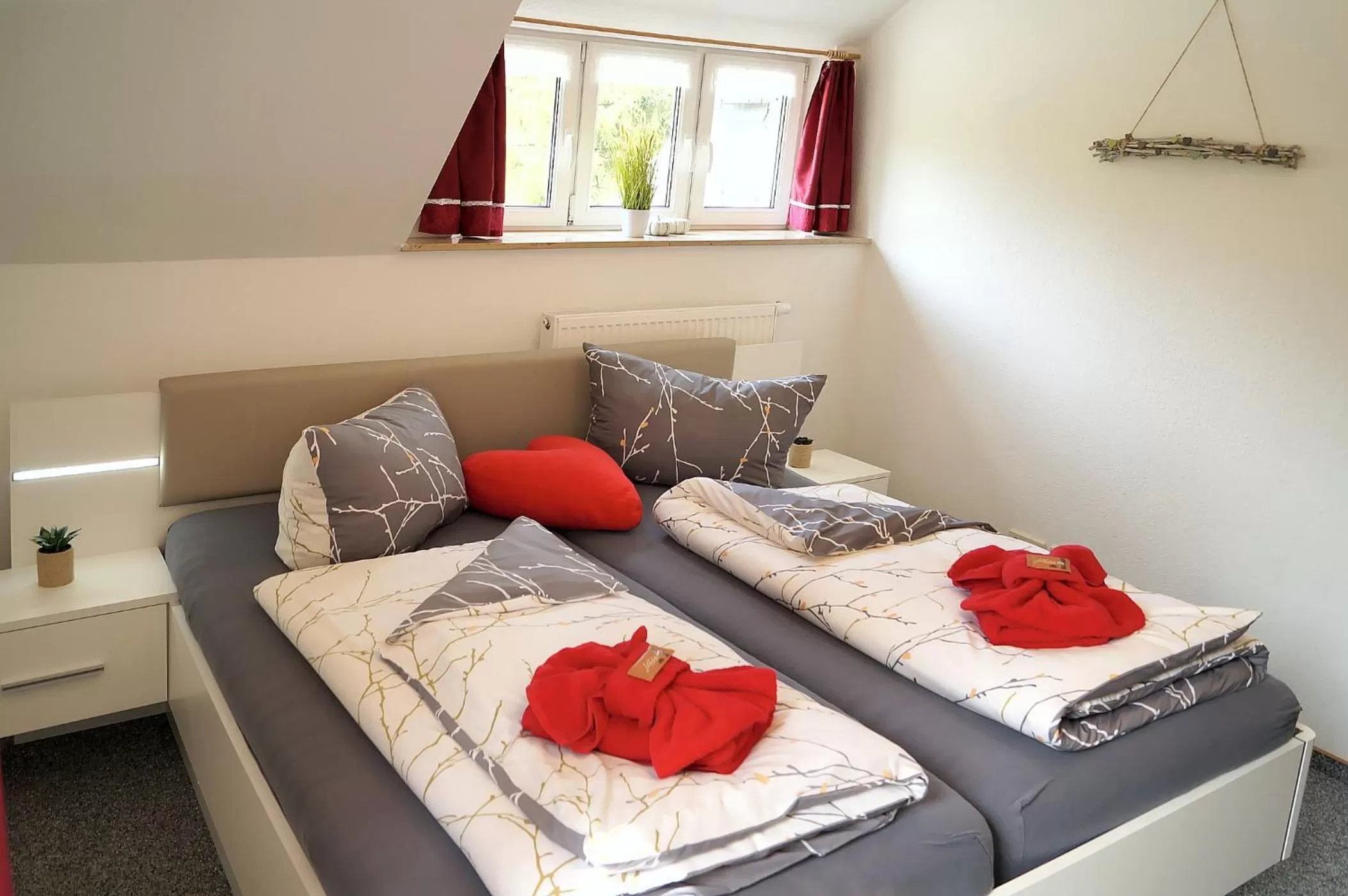 Bed in Erzgebirgshotel Misnia Bärenfels