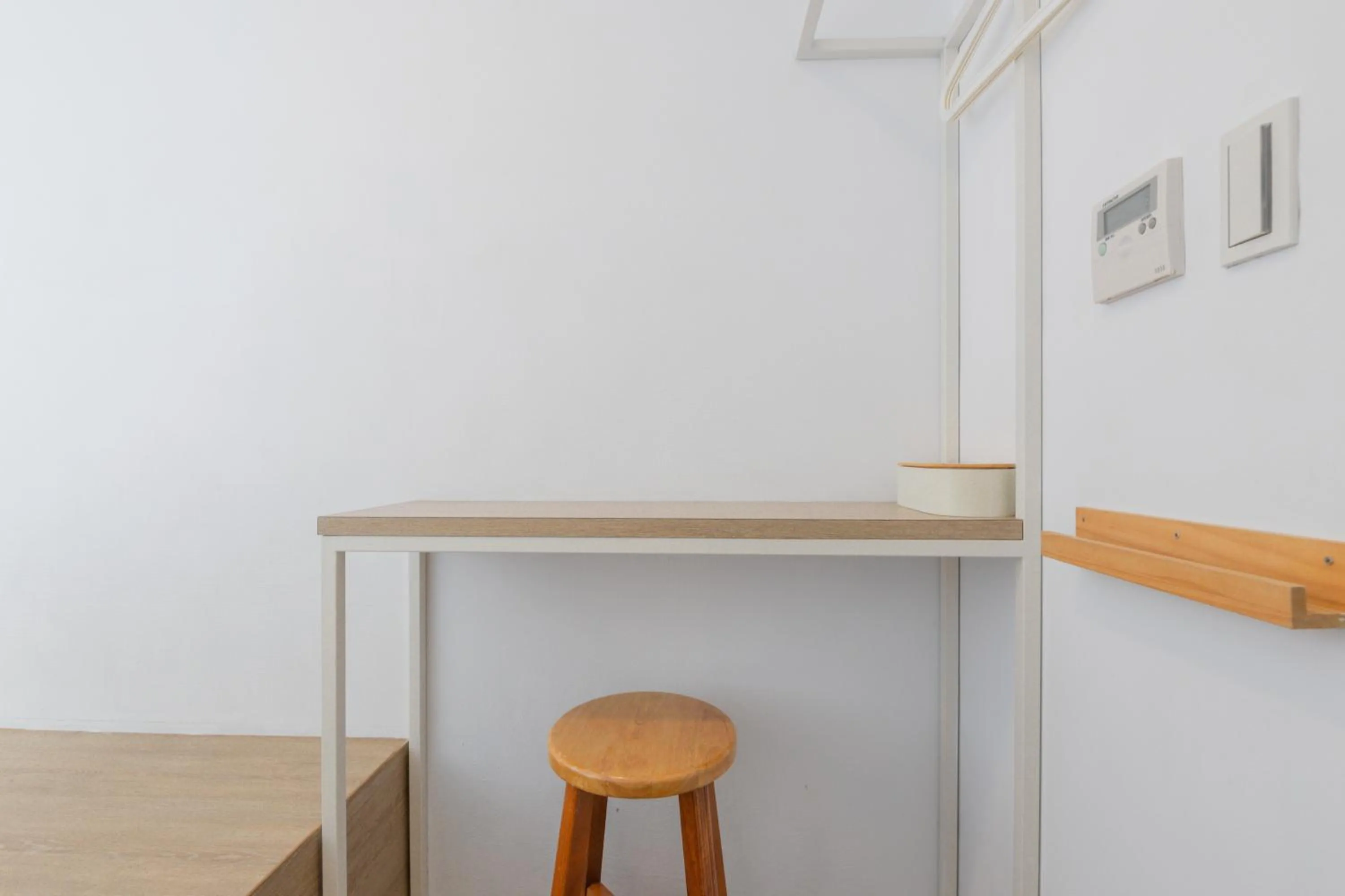 hair dresser in OwlStay Flip Flop Hostel - Garden