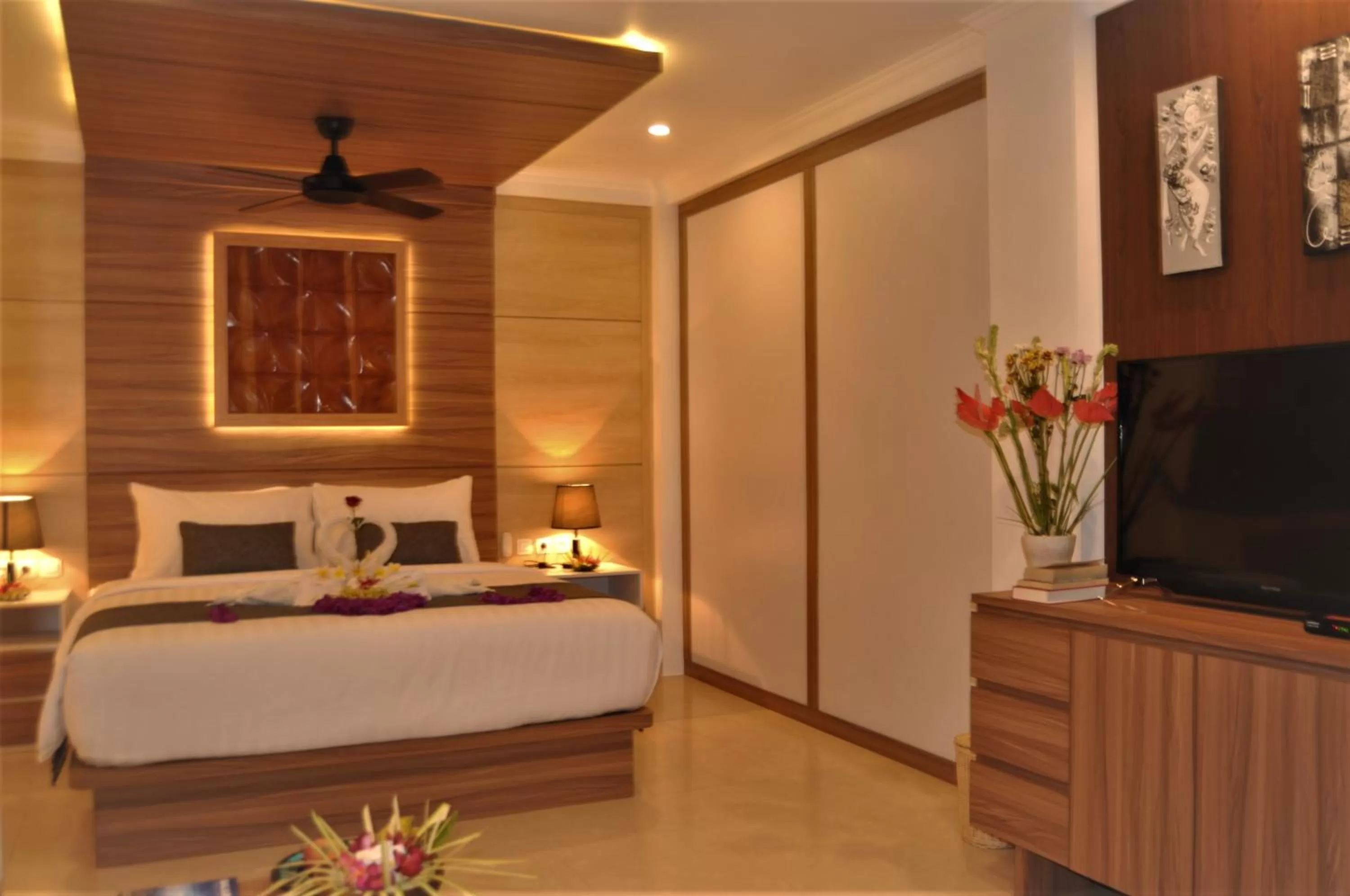 TV and multimedia, Bed in SUITE OCEAN BLUE