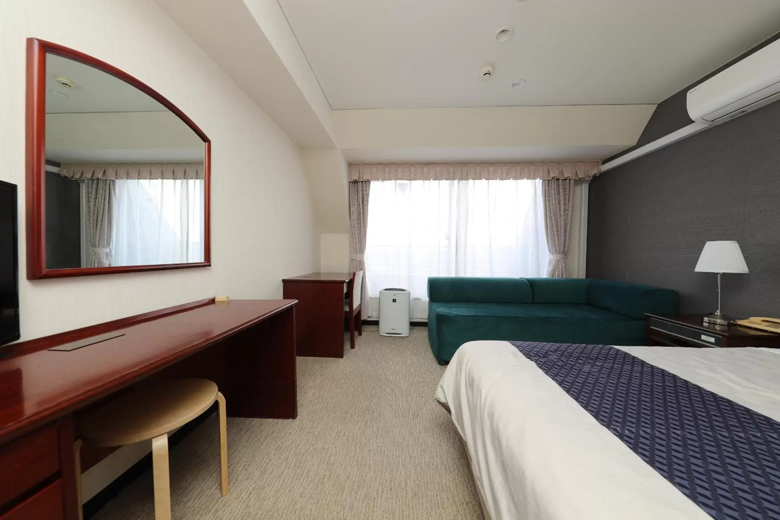 Economy Double Room - single occupancy - Smoking in Hotel 21 Economy Double Room - single occupancy - Smoking in Hotel 21