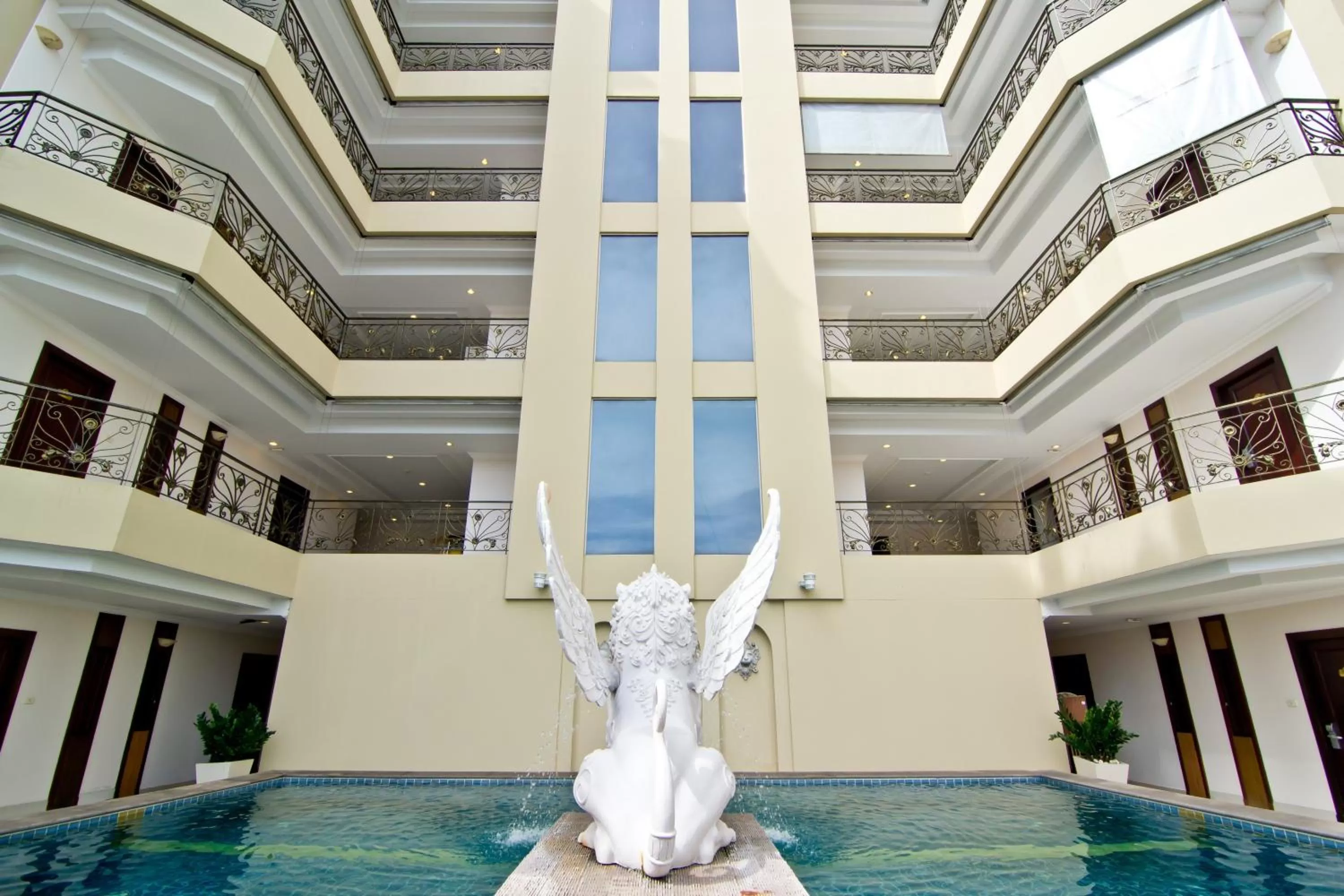 Facade/entrance in LK Residence