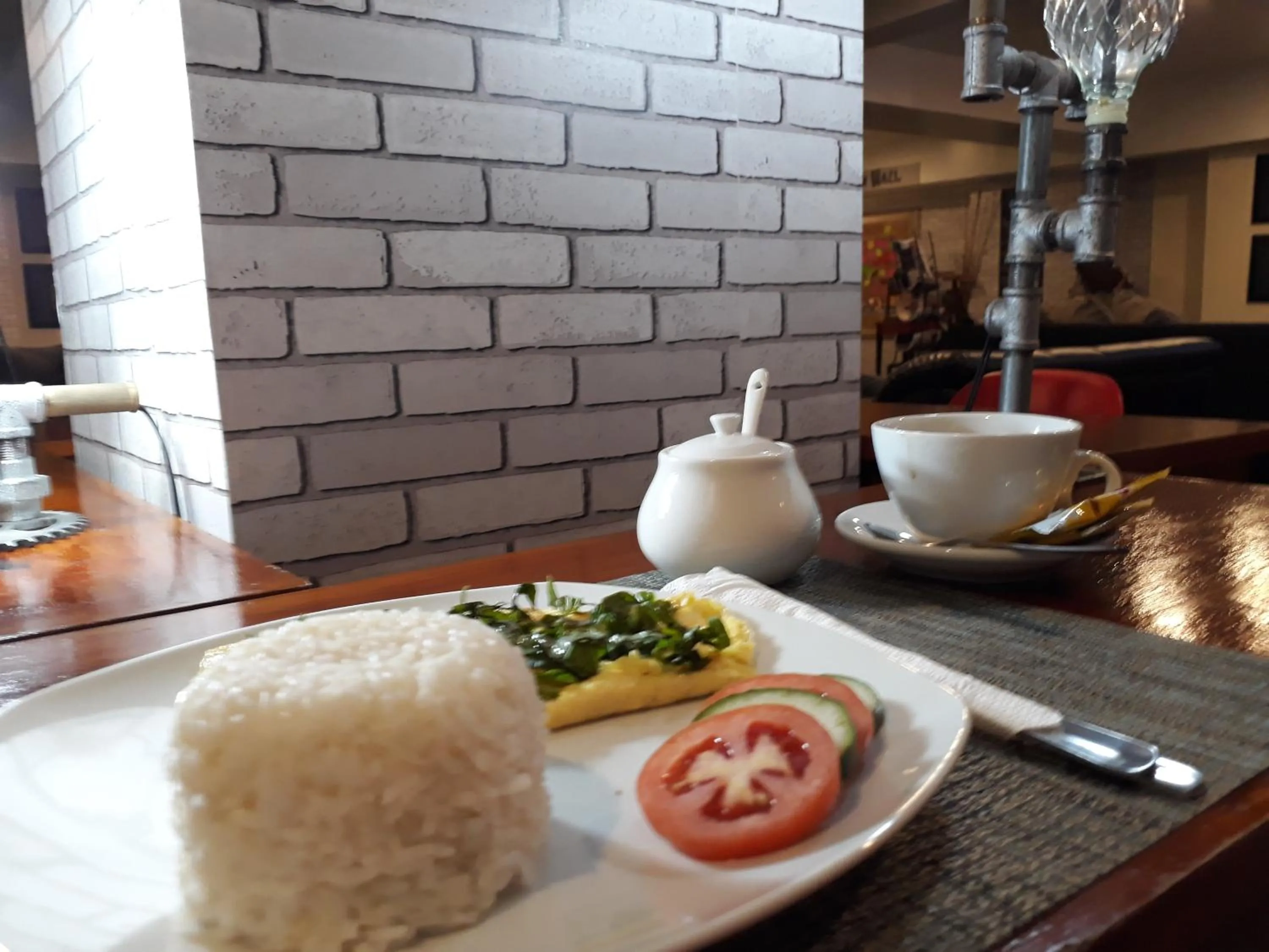 Food in Spaces Hotel Makati