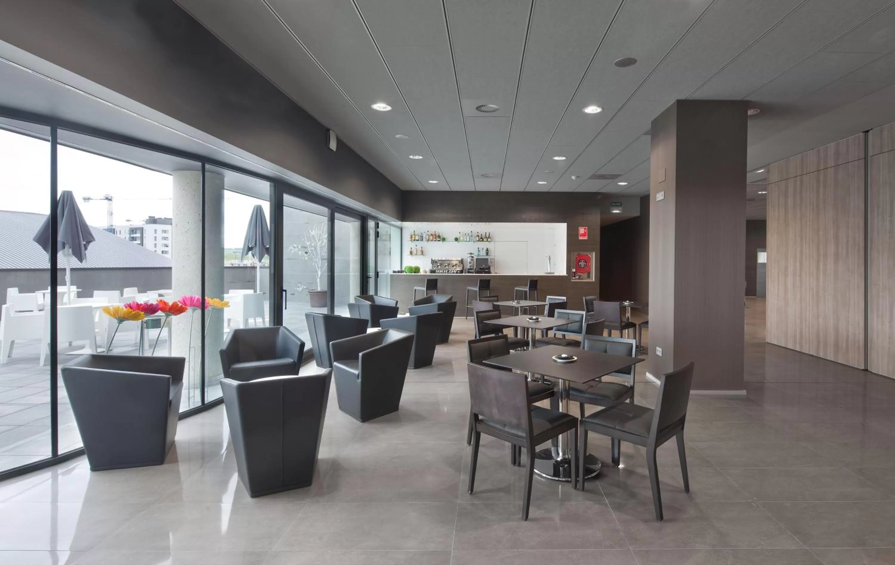 Lounge or bar in Sercotel Hola Tafalla