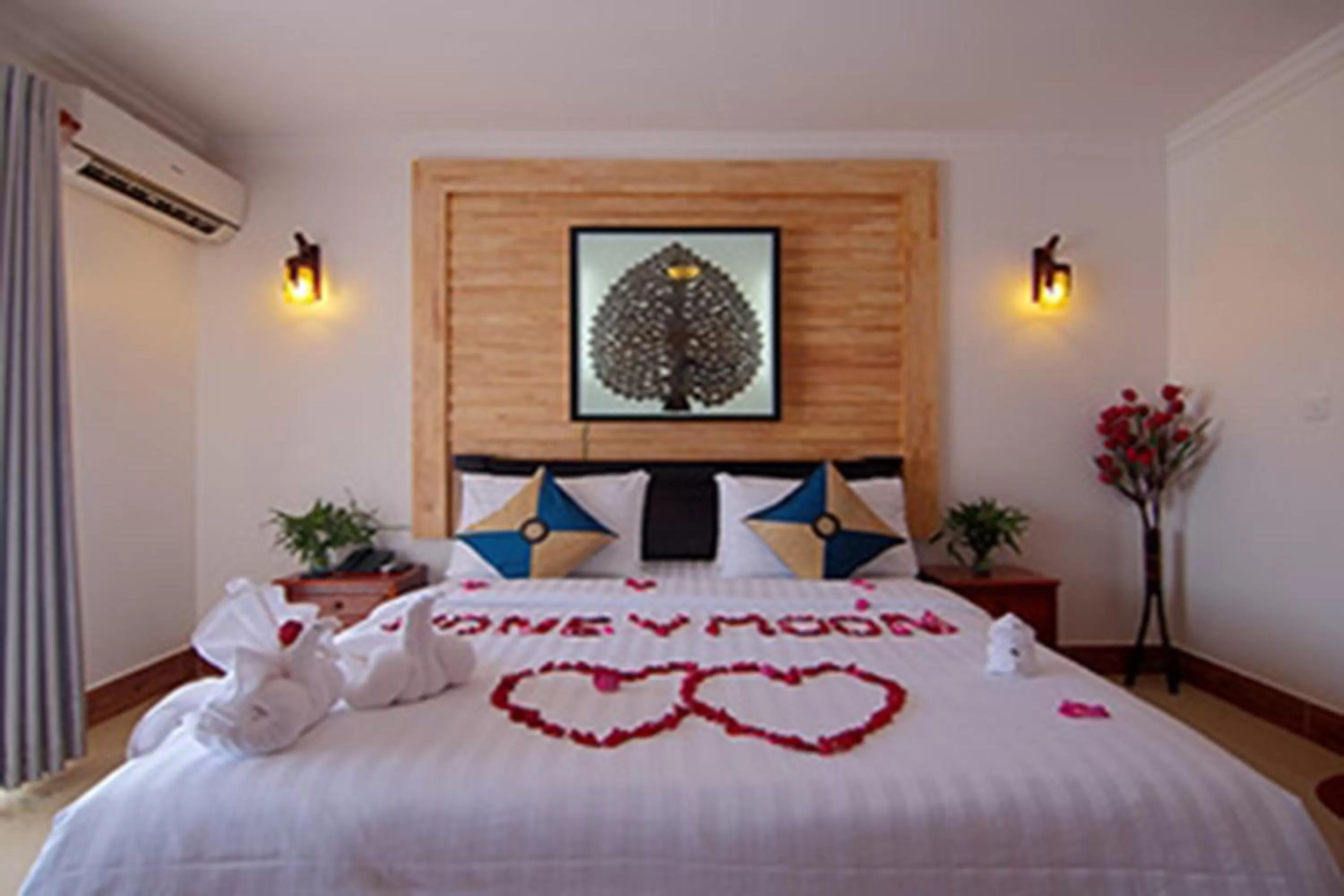 Bed in Bou Phanith Villa