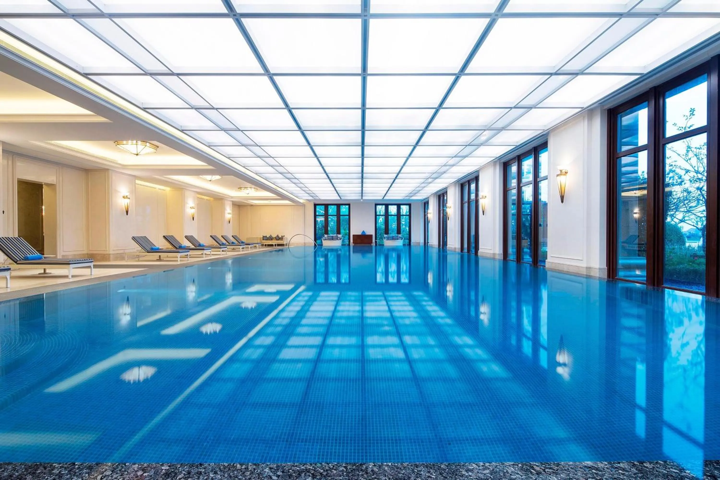 Swimming pool in The Westin Zhujiajian Resort, Zhoushan