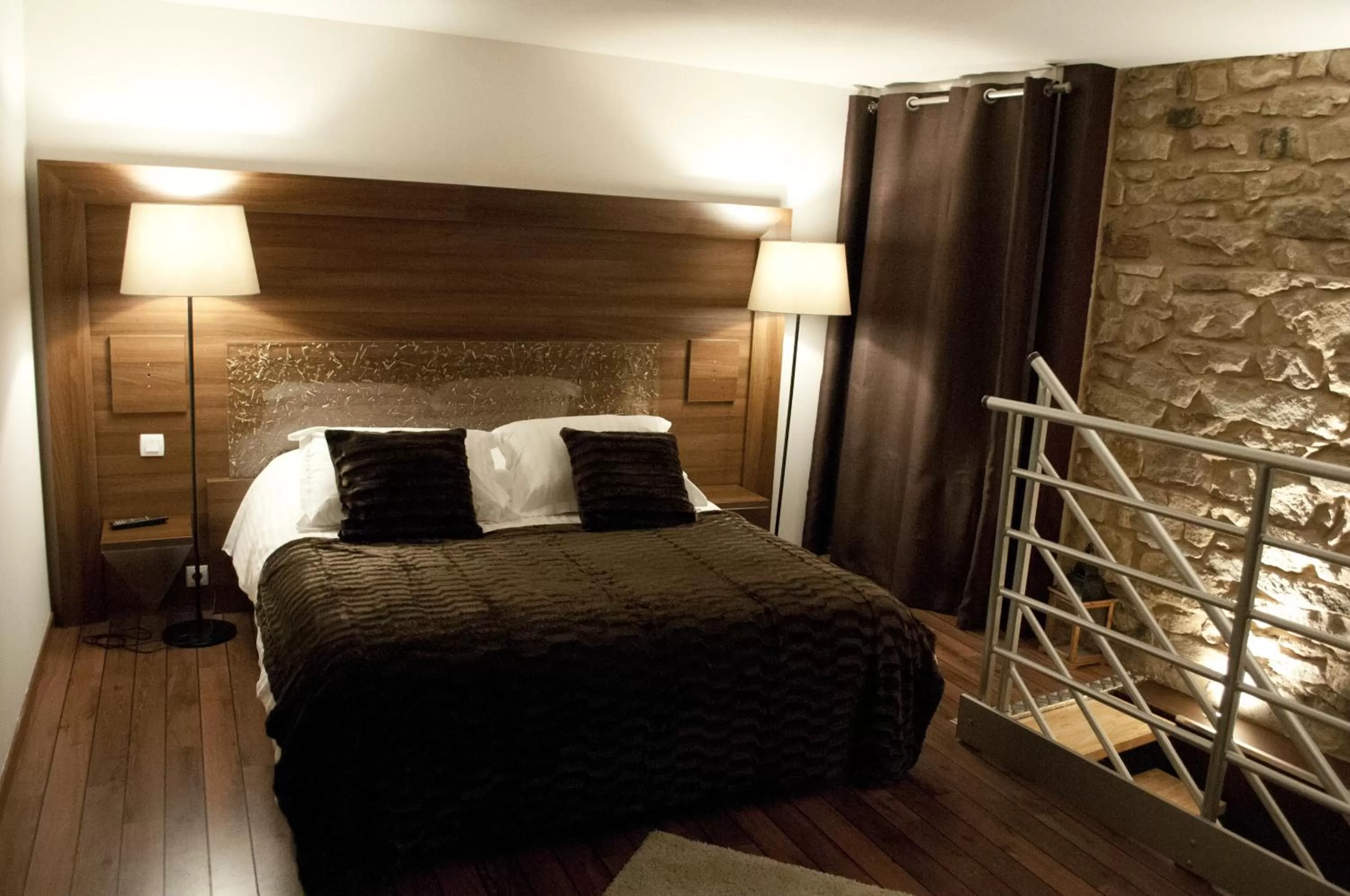 Bed in Chambres d'hôtes - L'Ecurie Obernai